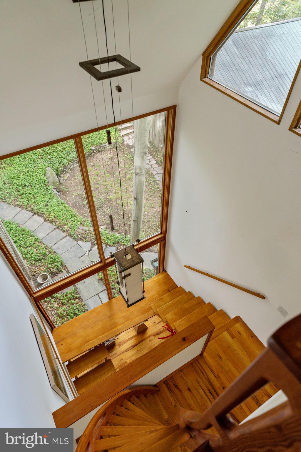 RADNOR HUNT - Residential