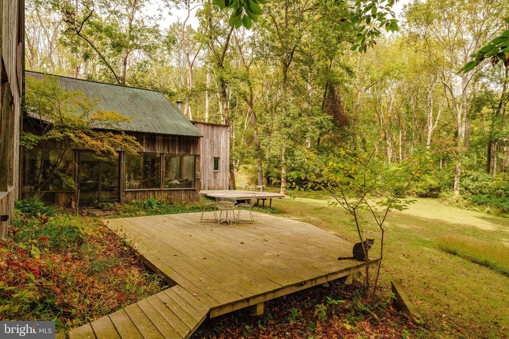 RADNOR HUNT - Residential