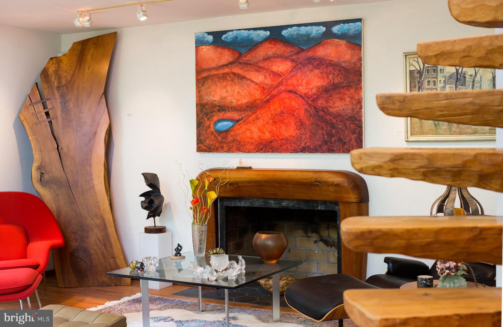 RADNOR HUNT - Residential