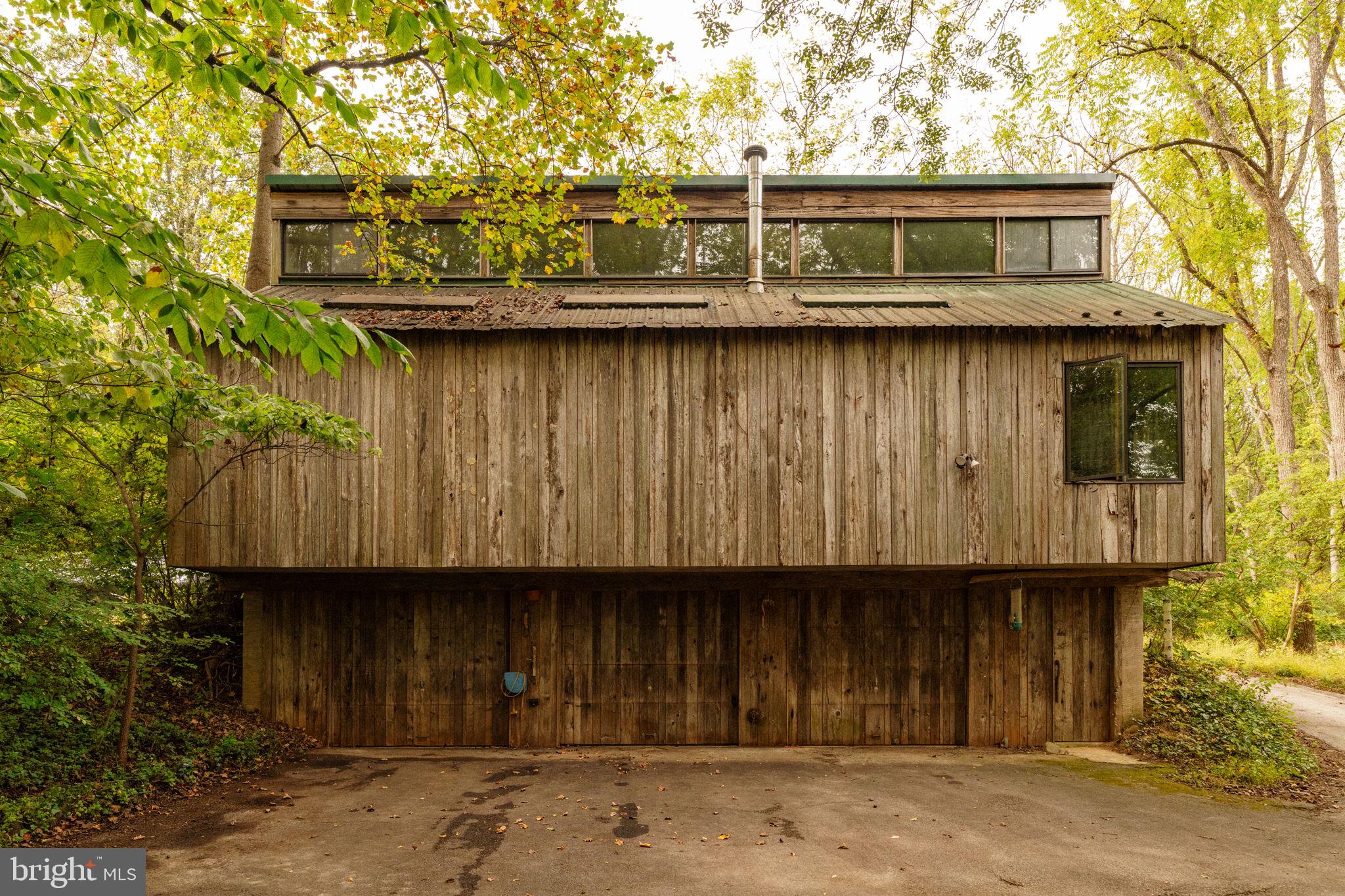 RADNOR HUNT - Residential