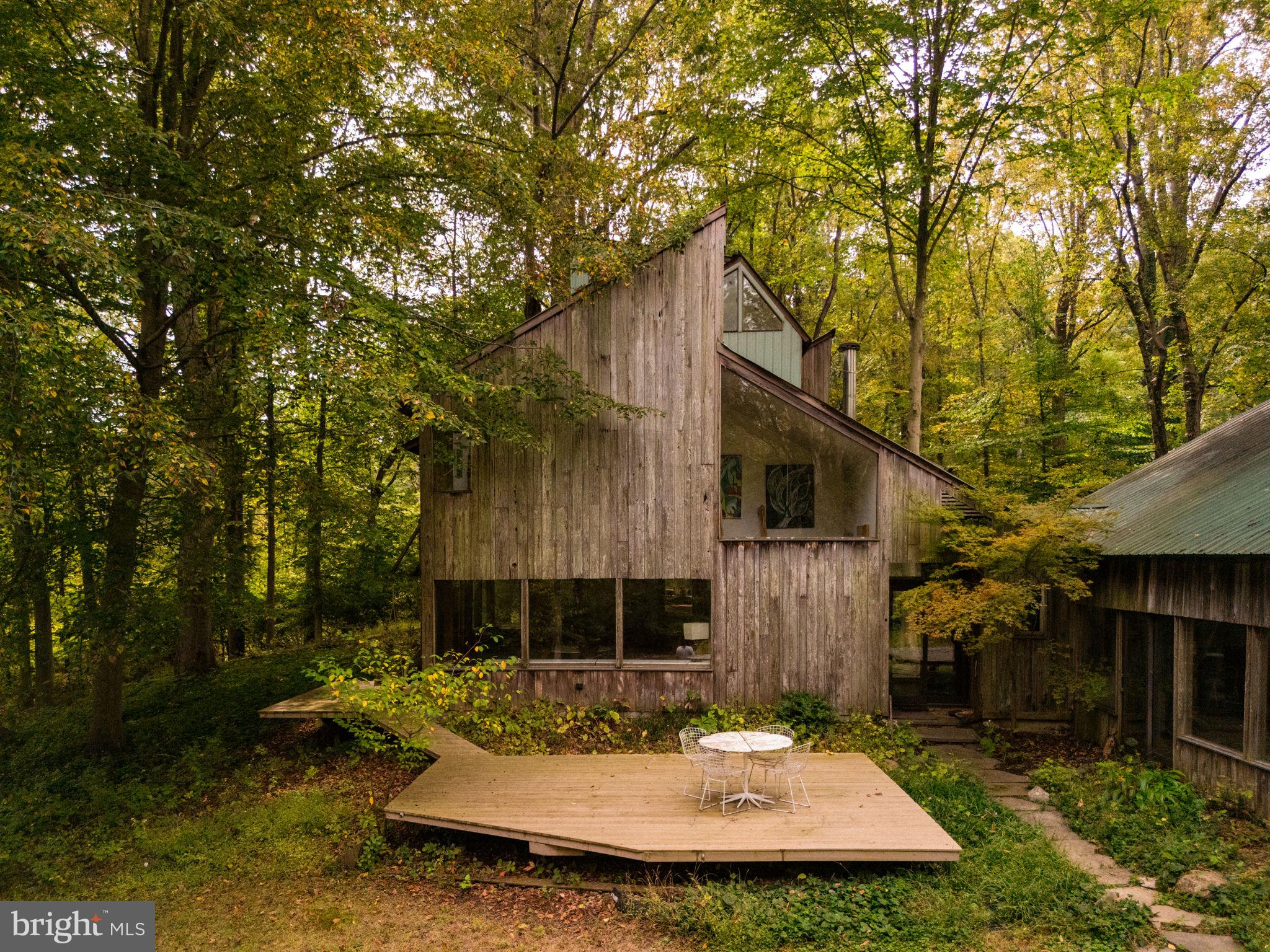 RADNOR HUNT - Residential