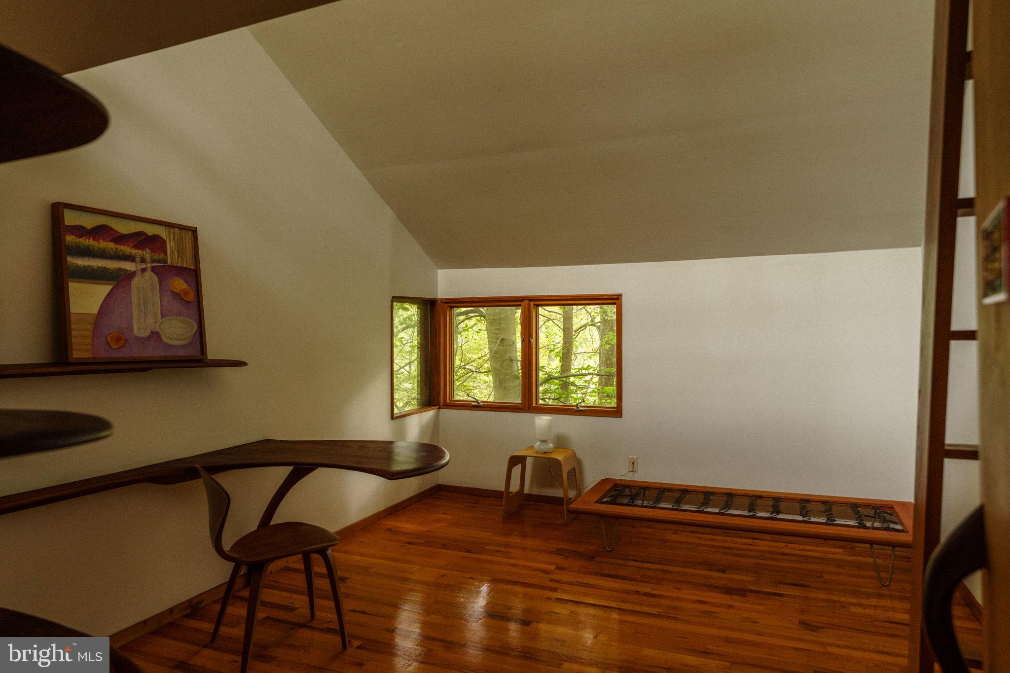 RADNOR HUNT - Residential