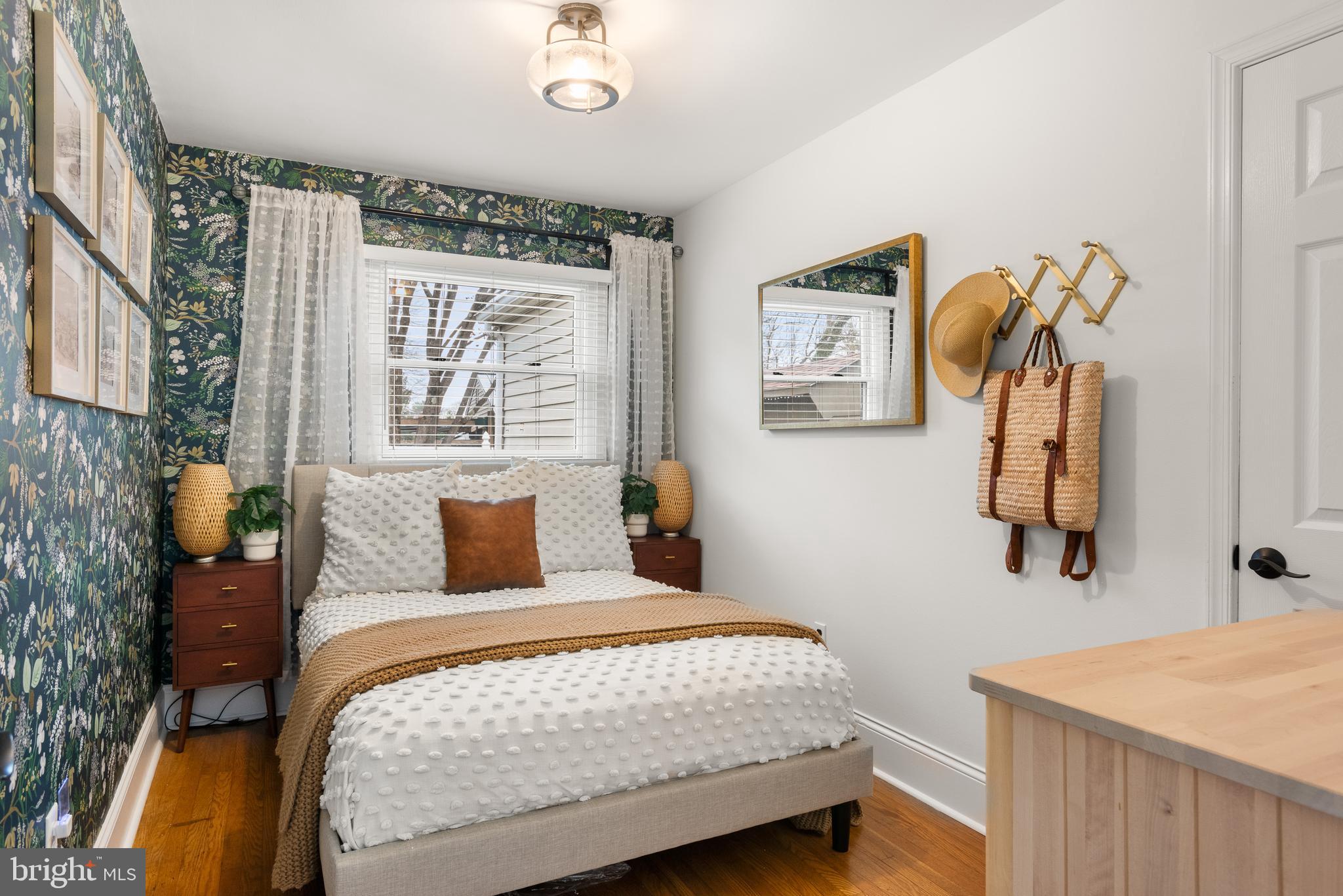 PAOLI GARDENS - Residential