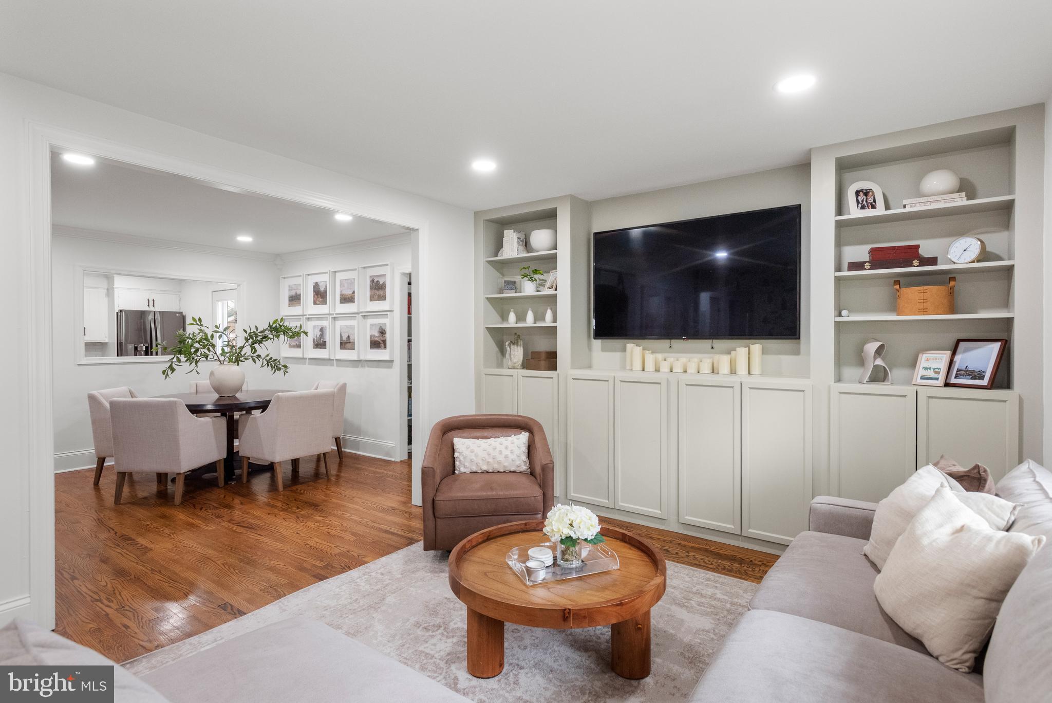 PAOLI GARDENS - Residential