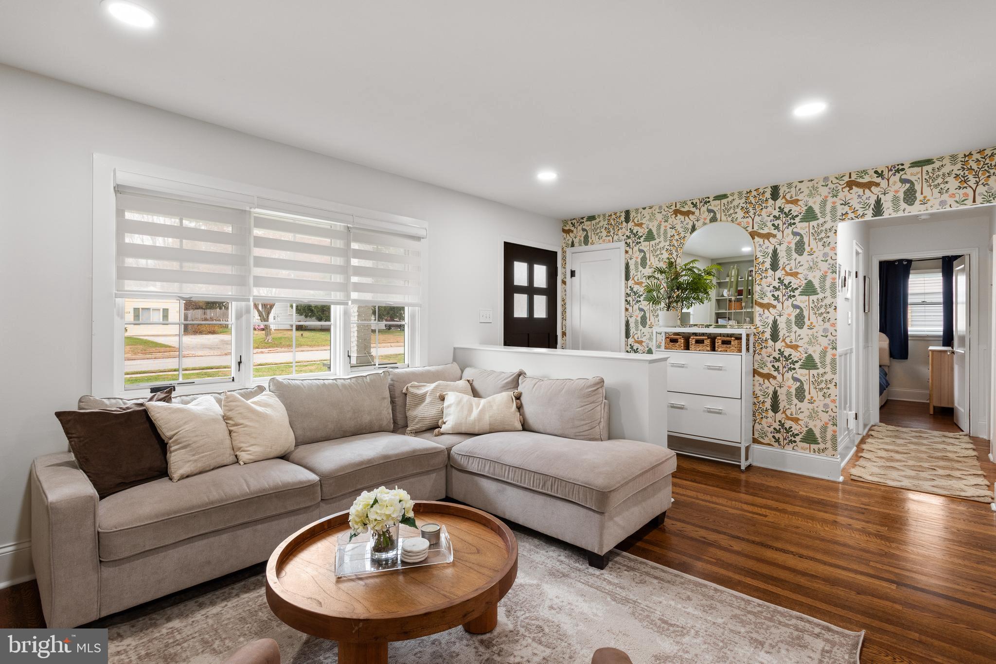 PAOLI GARDENS - Residential