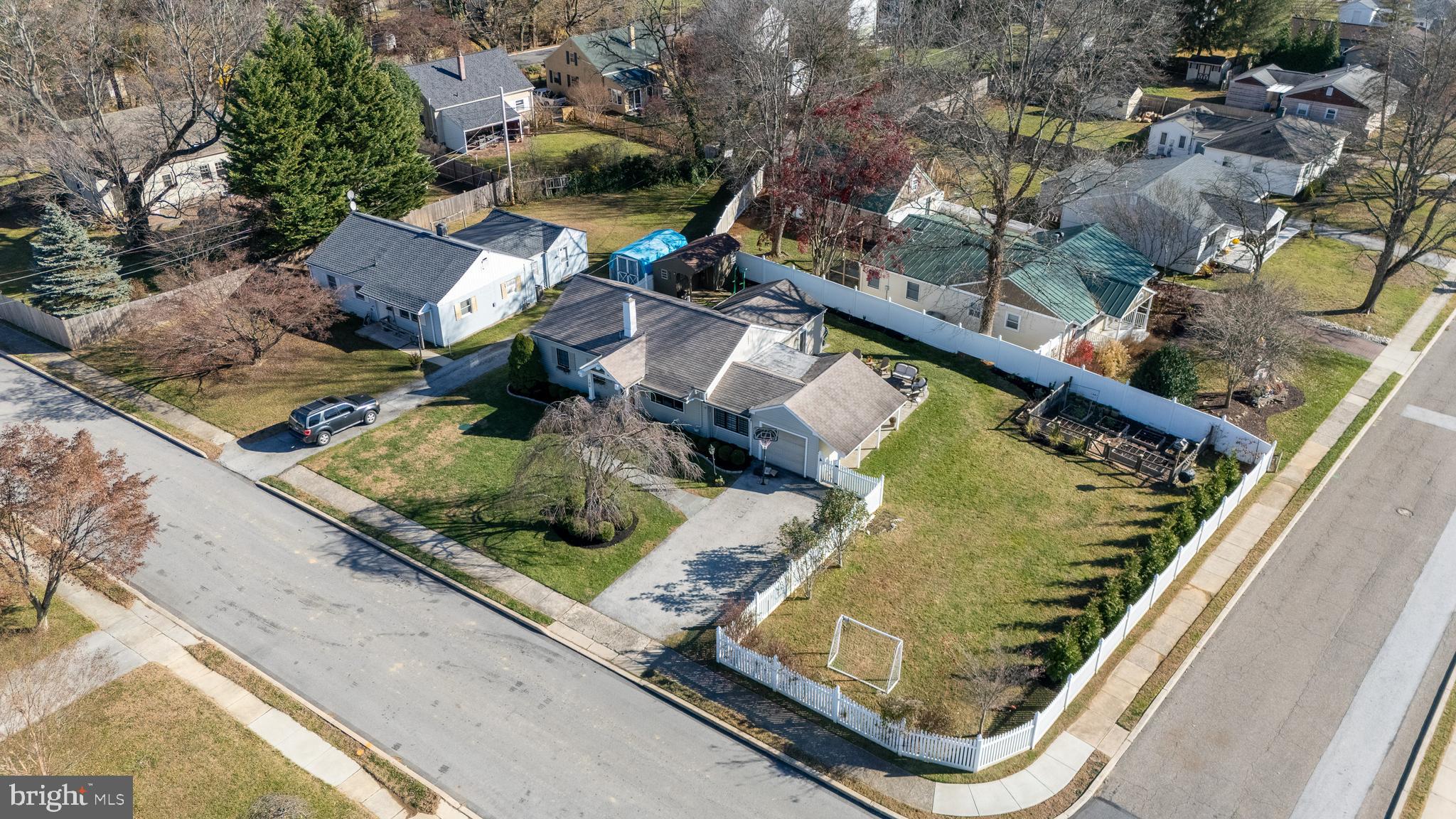 PAOLI GARDENS - Residential