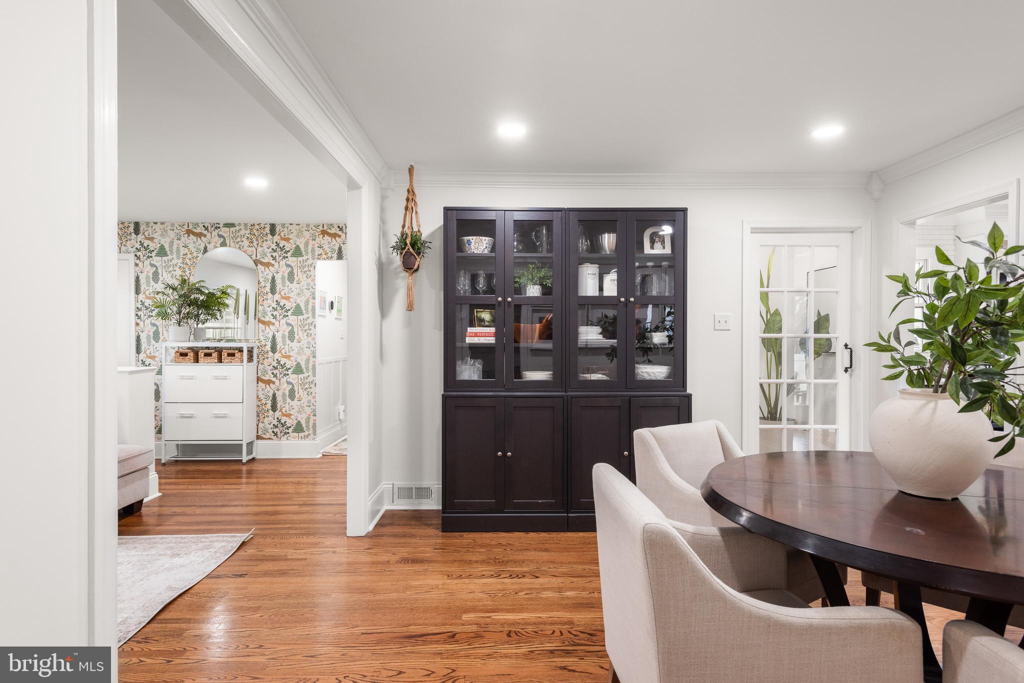 PAOLI GARDENS - Residential