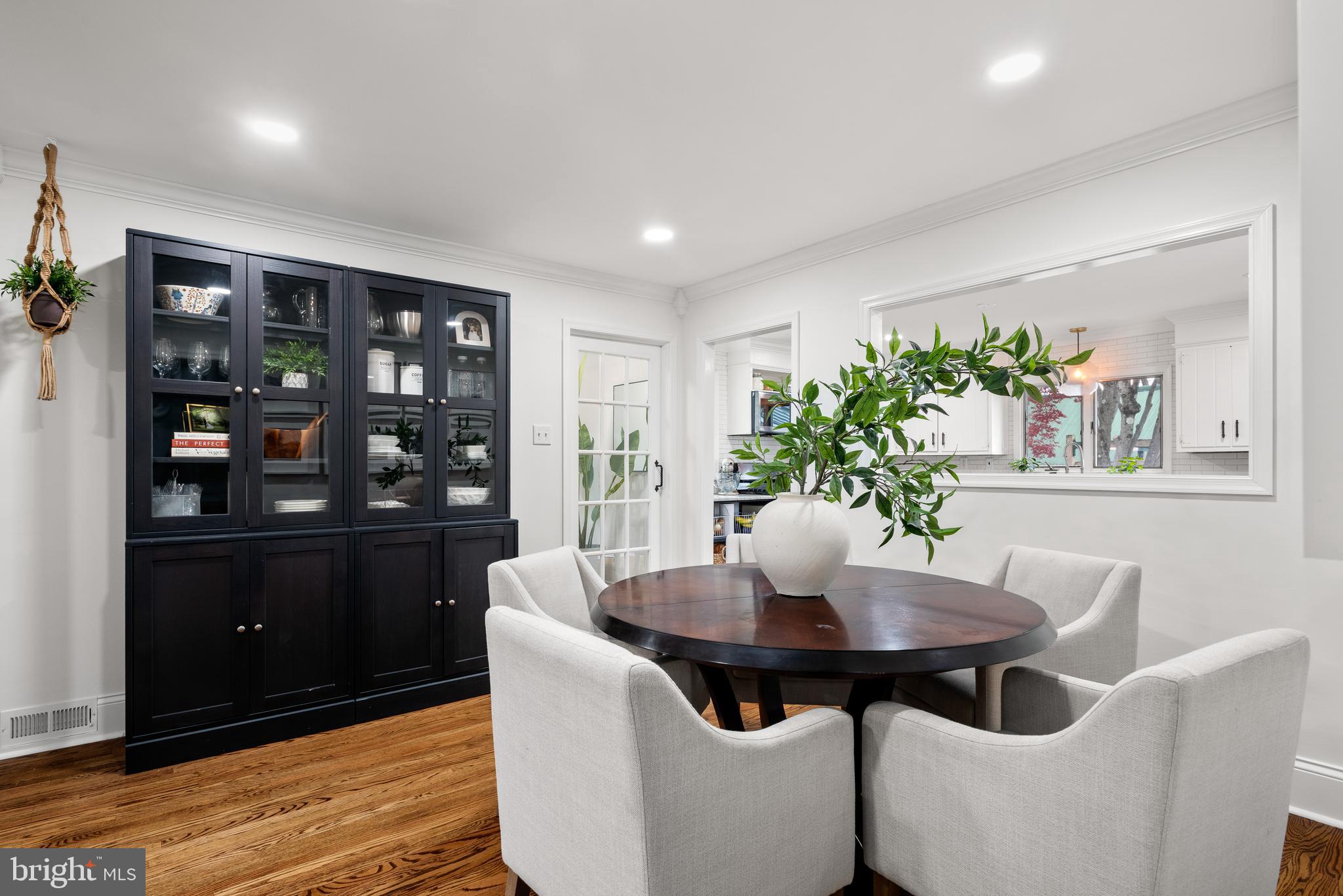 PAOLI GARDENS - Residential