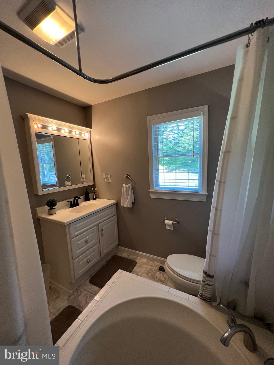 CHANEY STATION - Residential