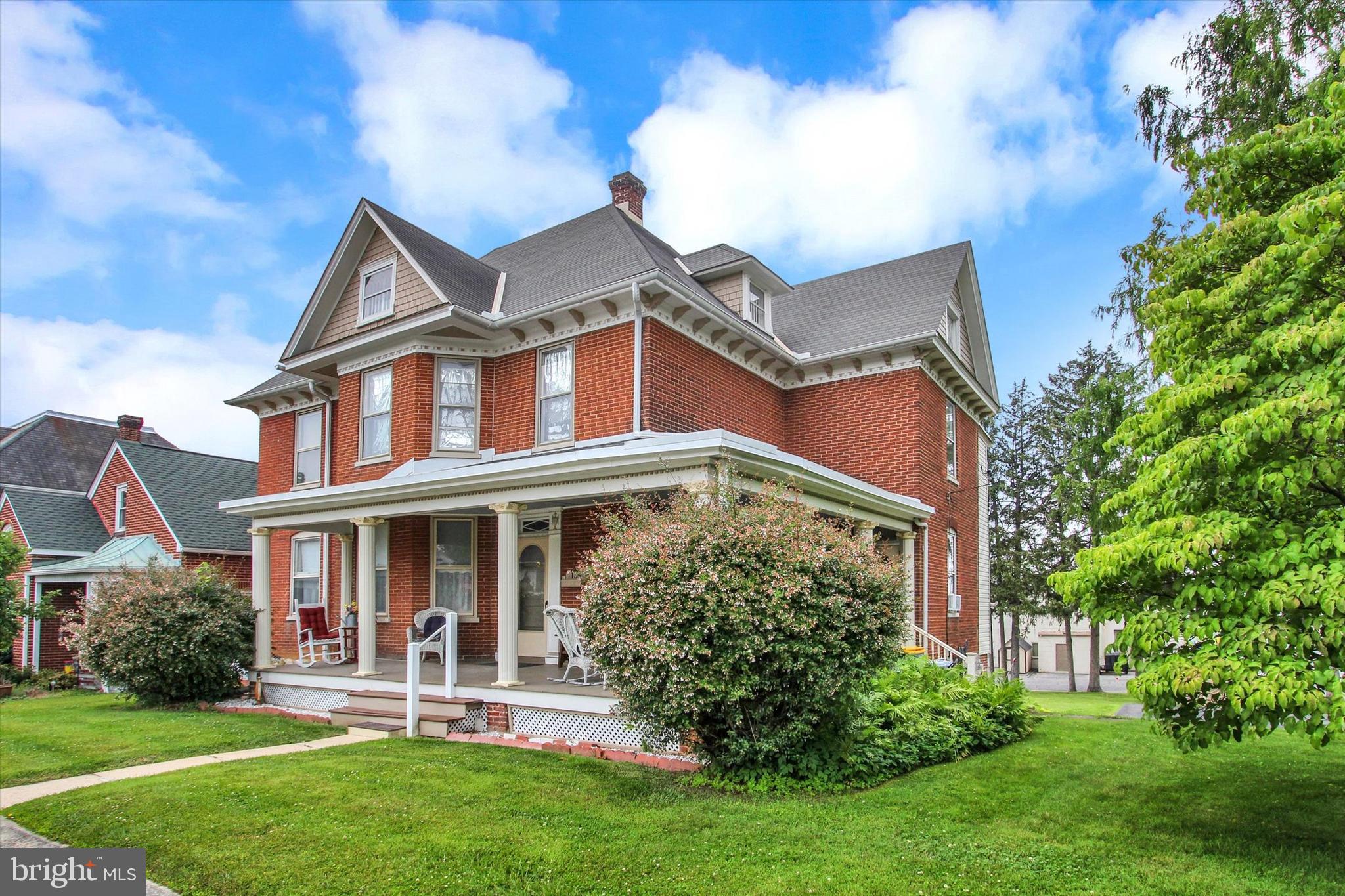 134 N N FRANKLIN STREET