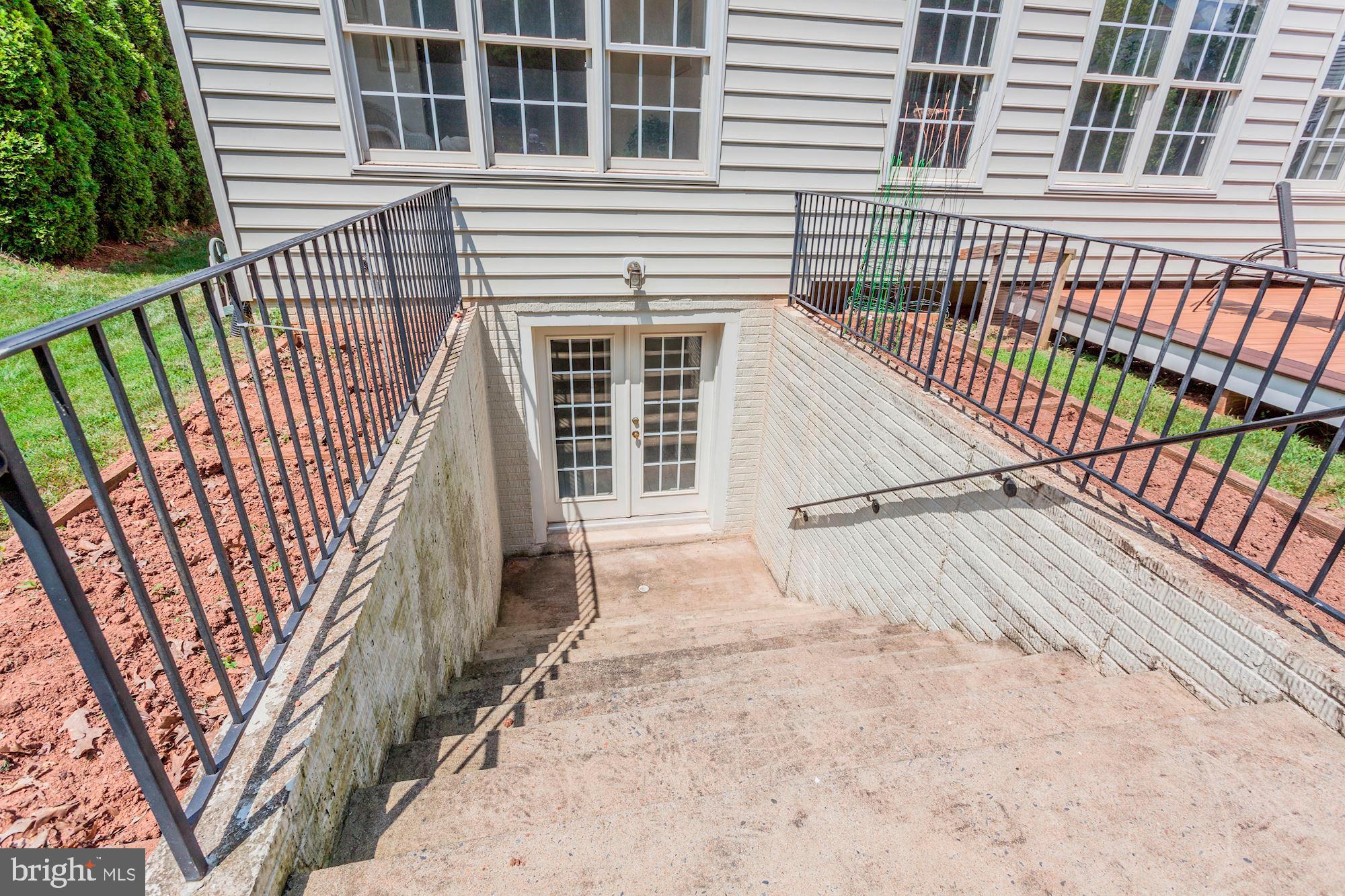 SUMNER LAKE - Residential