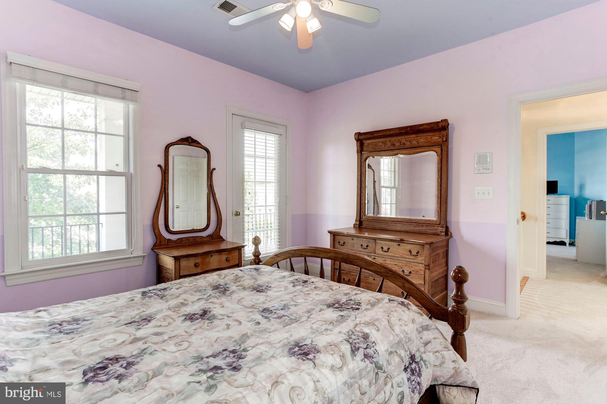 SUMNER LAKE - Residential