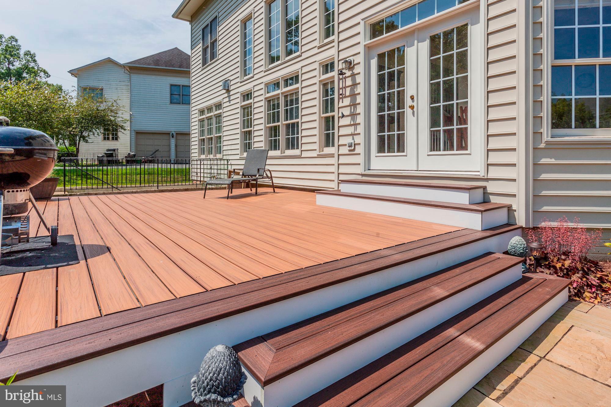 SUMNER LAKE - Residential