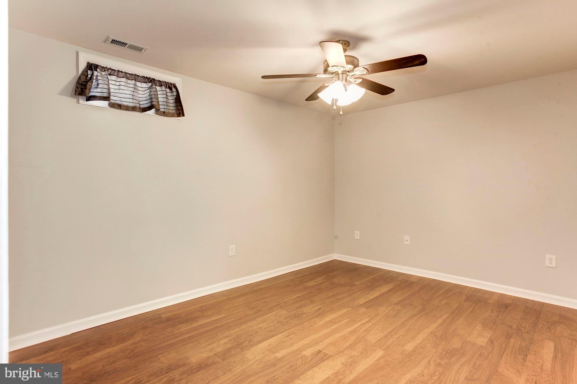 SUMNER LAKE - Residential