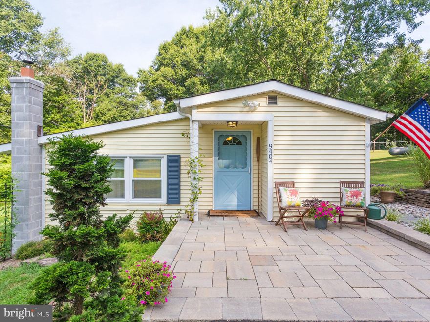 ALL OFFERS REVIEWED SUN 7/31 at 9pm!Third BR needs a window to be legal.Many updates throughout incl renovated bathroom,new carpet in the bedrooms,new furnace,new chimney,updated well system in 2014,some new windows,paver landscaping,HUGE new shed w/ electric,updated kitchen w/ brand new fridge & washer/dryer.Great location close to Bull Run Marina,Old Town Manassas,convenient to I-95,66,& RT 28.