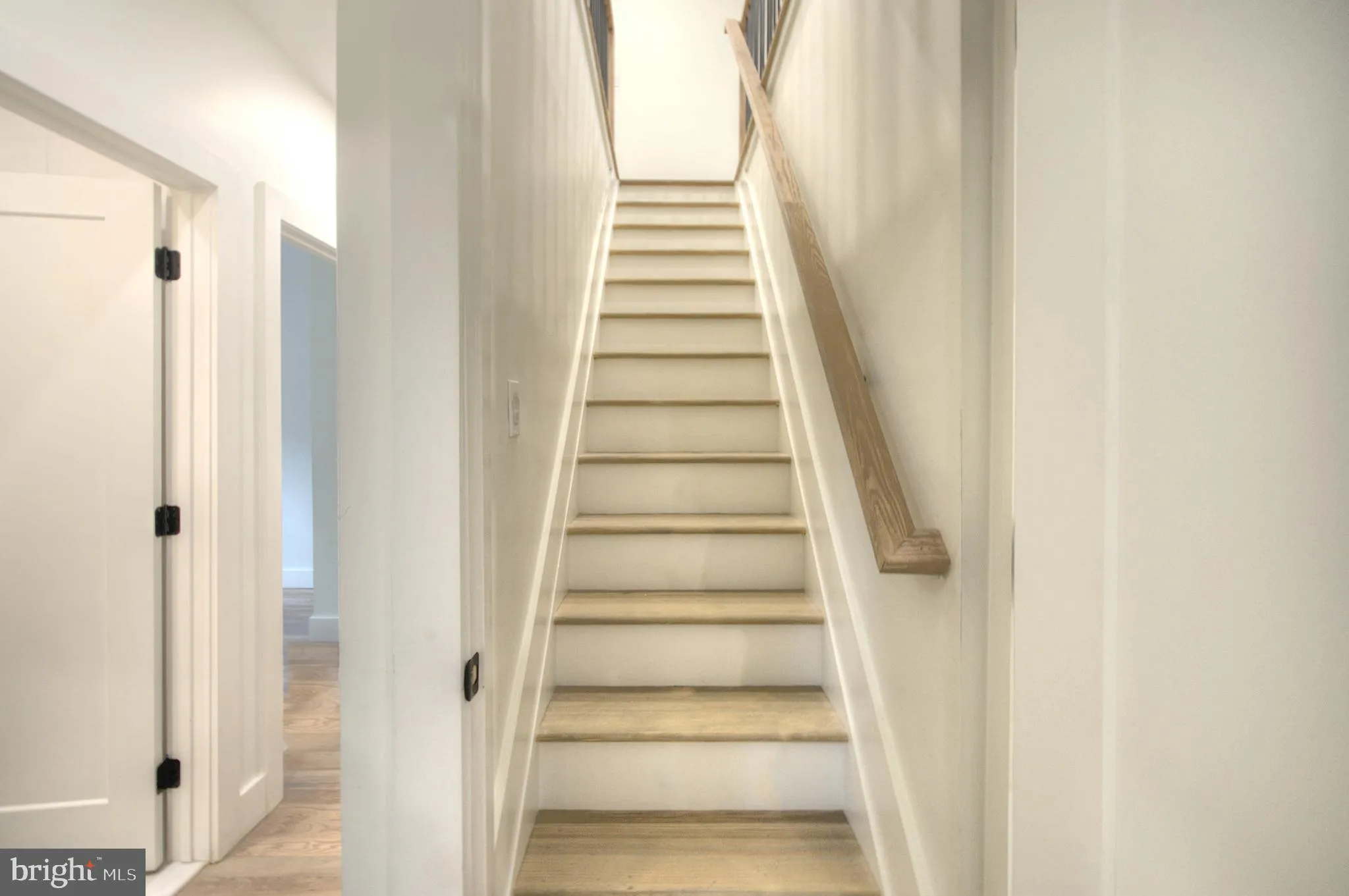 Collingswood, New Jersey 08108, United States, 4 Bedrooms Bedrooms, ,2 BathroomsBathrooms,Residential,Active,253918