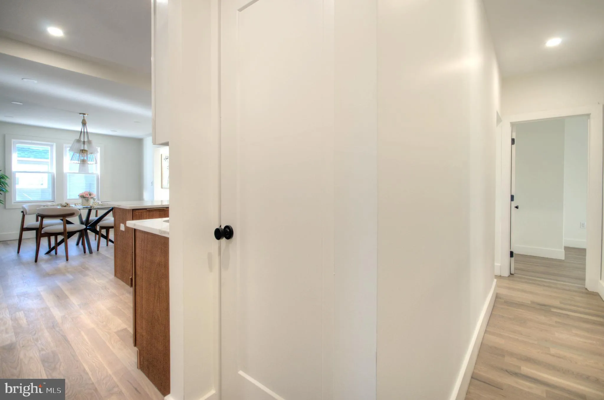 Collingswood, New Jersey 08108, United States, 4 Bedrooms Bedrooms, ,2 BathroomsBathrooms,Residential,Active,253918