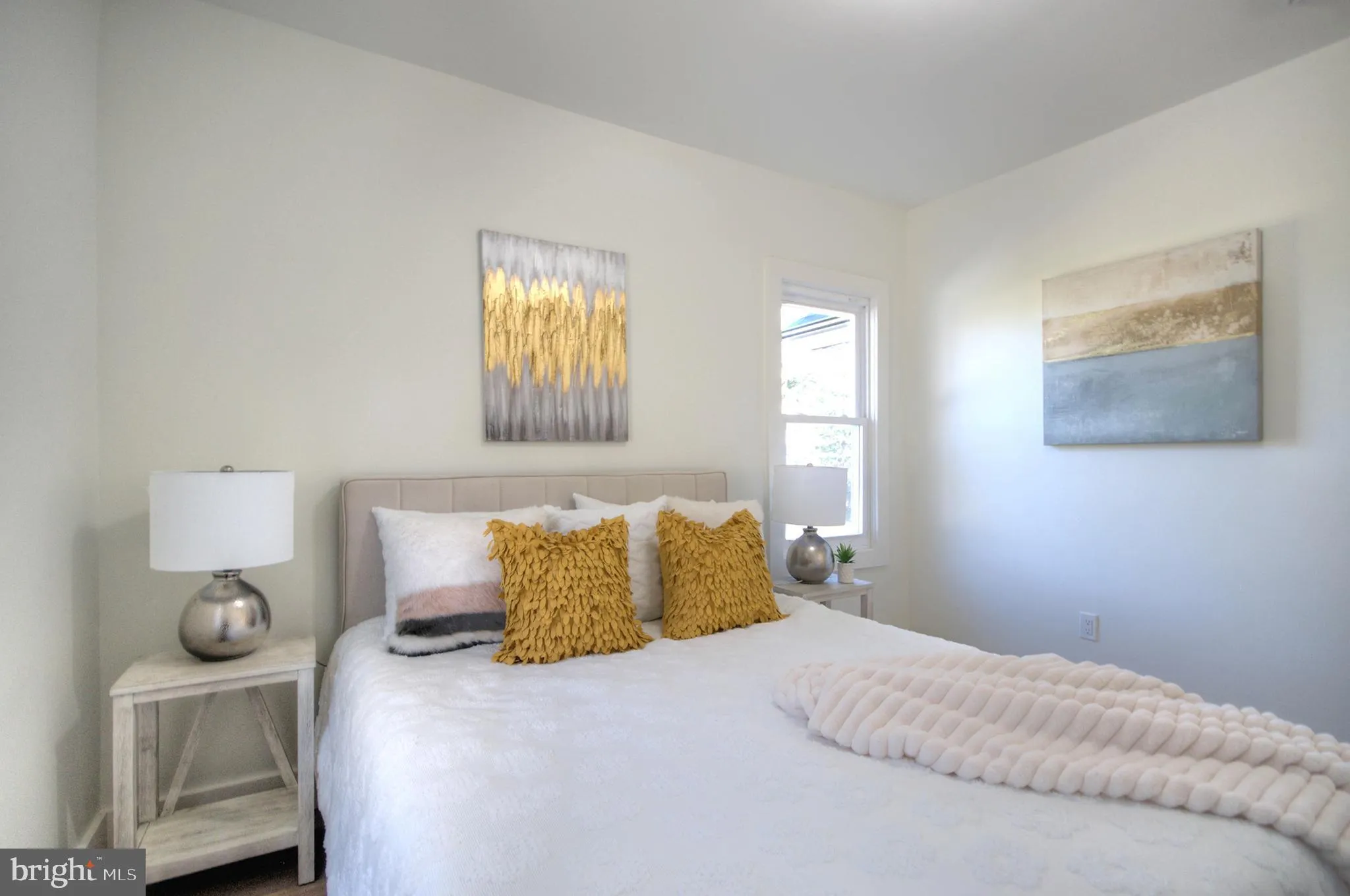 Collingswood, New Jersey 08108, United States, 4 Bedrooms Bedrooms, ,2 BathroomsBathrooms,Residential,Active,253918