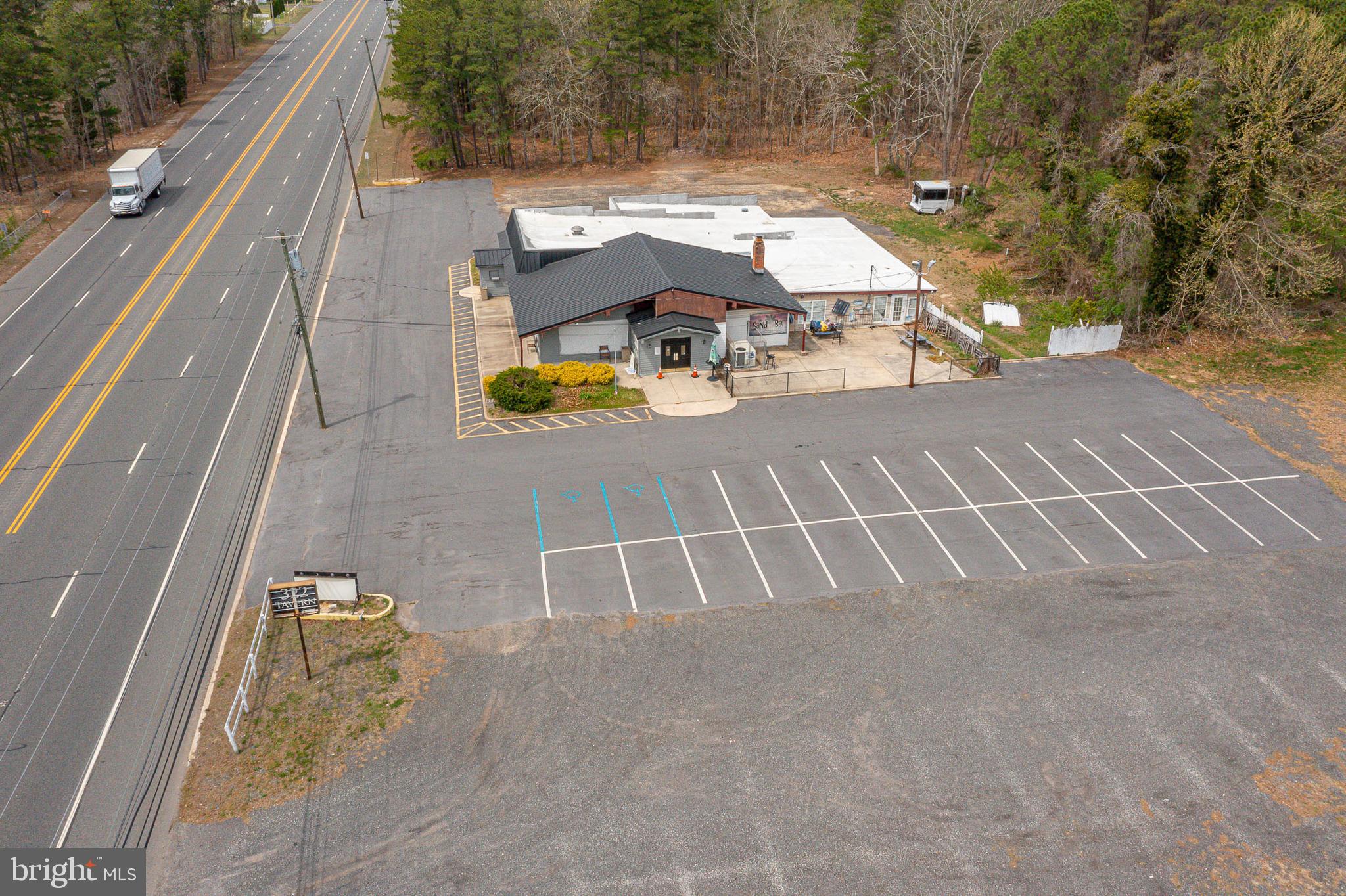 40 E BLACK HORSE PIKE