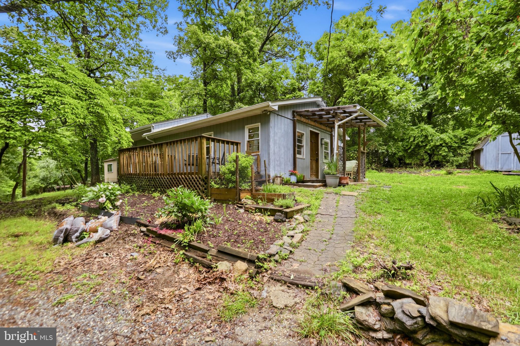 105 ROLLISON ROAD