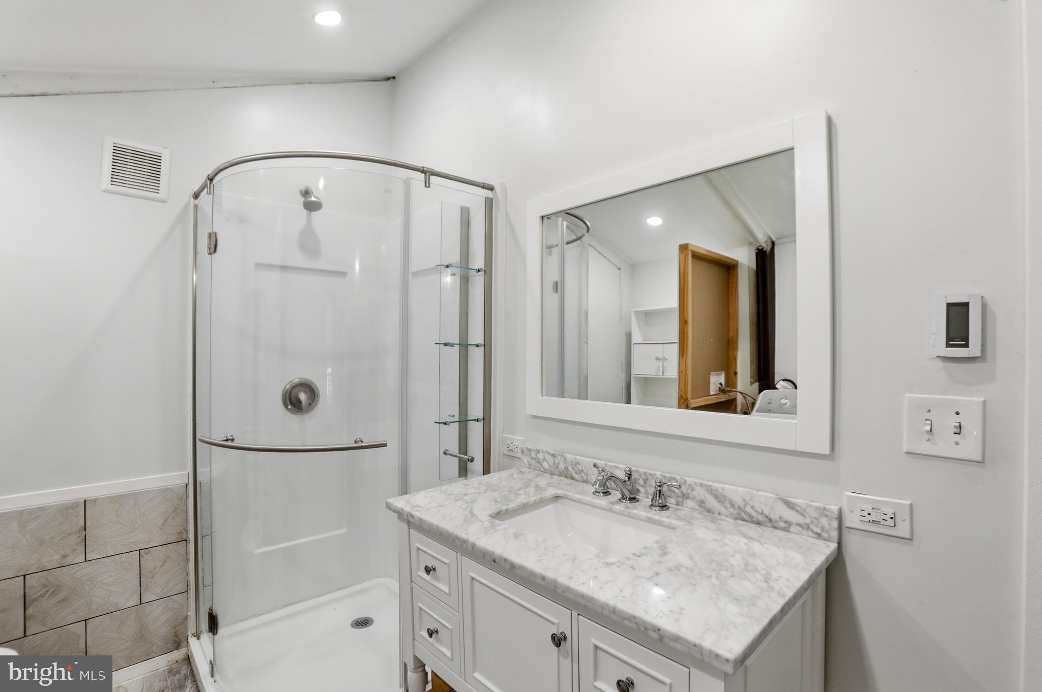KEYES FERRY ACRES - Residential