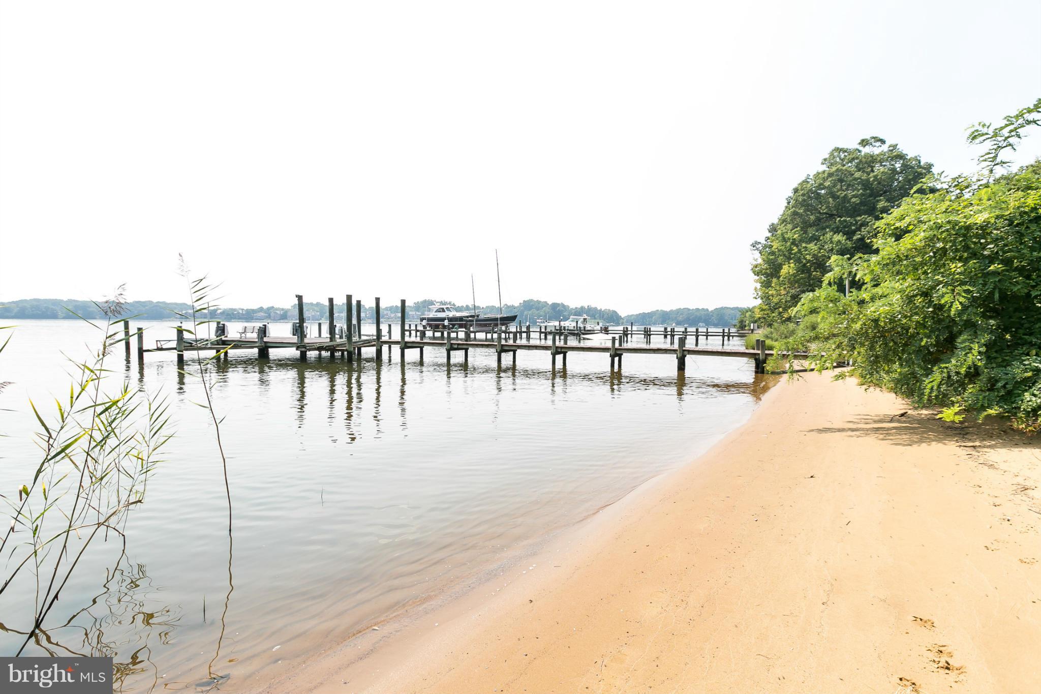 POPLAR POINT - Residential