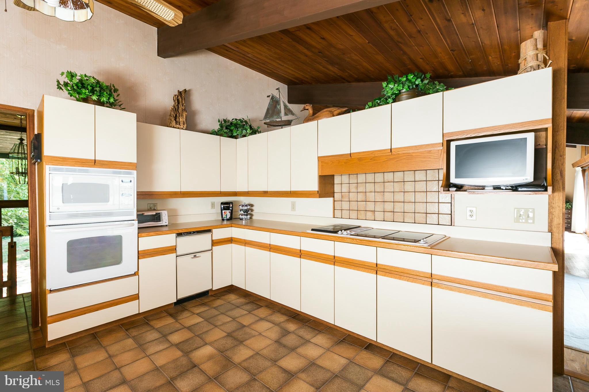 POPLAR POINT - Residential