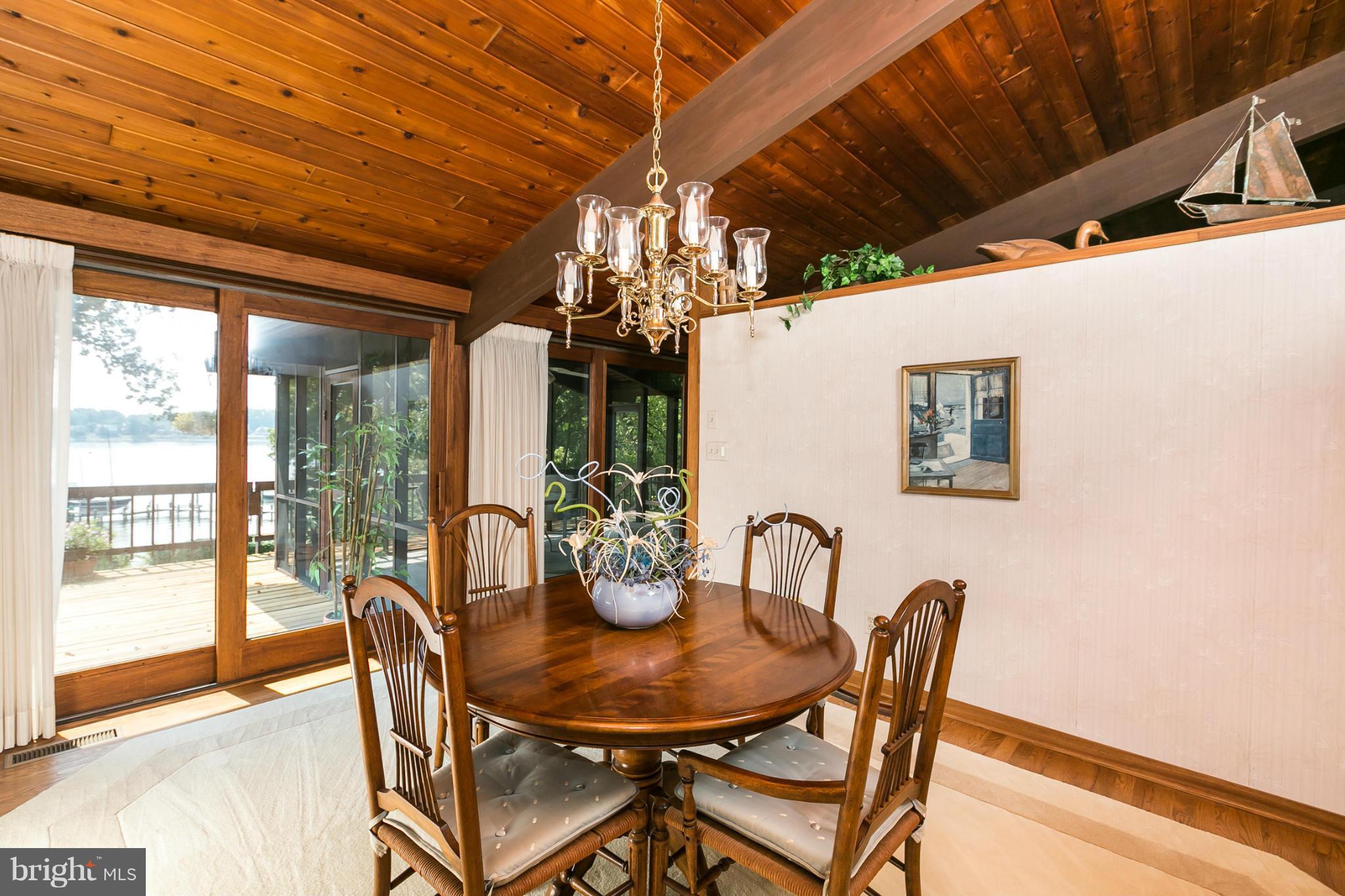 POPLAR POINT - Residential