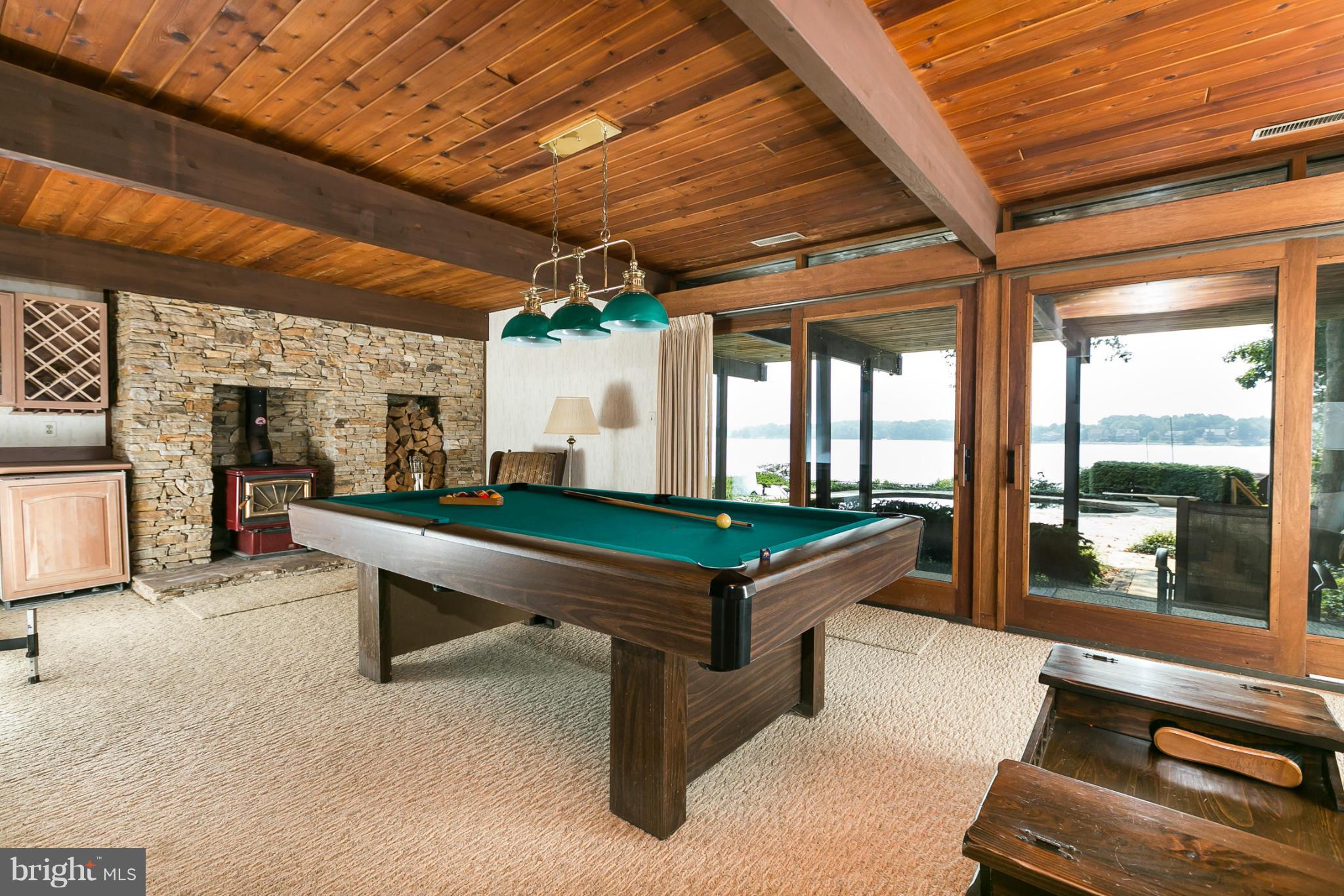 POPLAR POINT - Residential