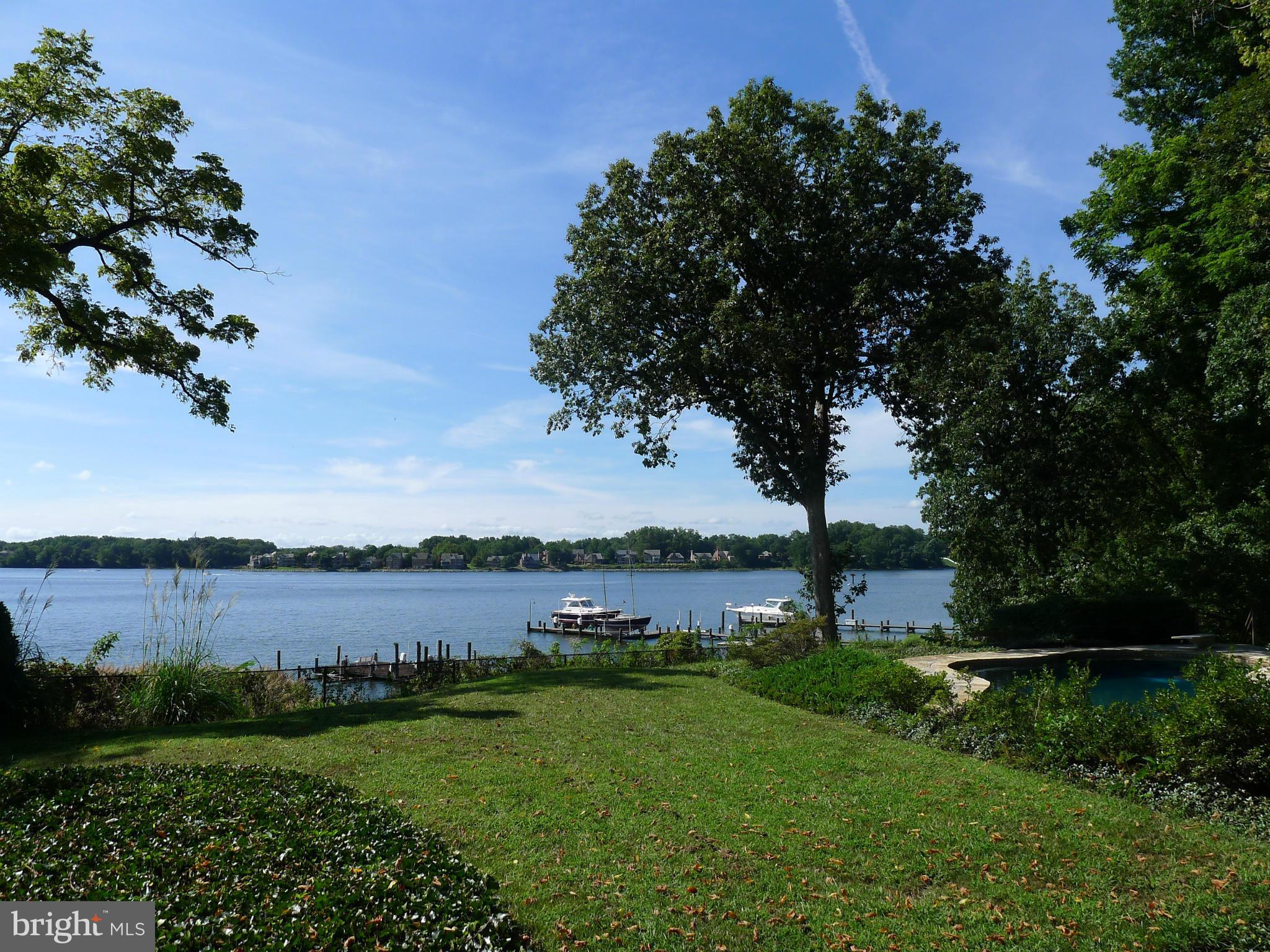 POPLAR POINT - Residential