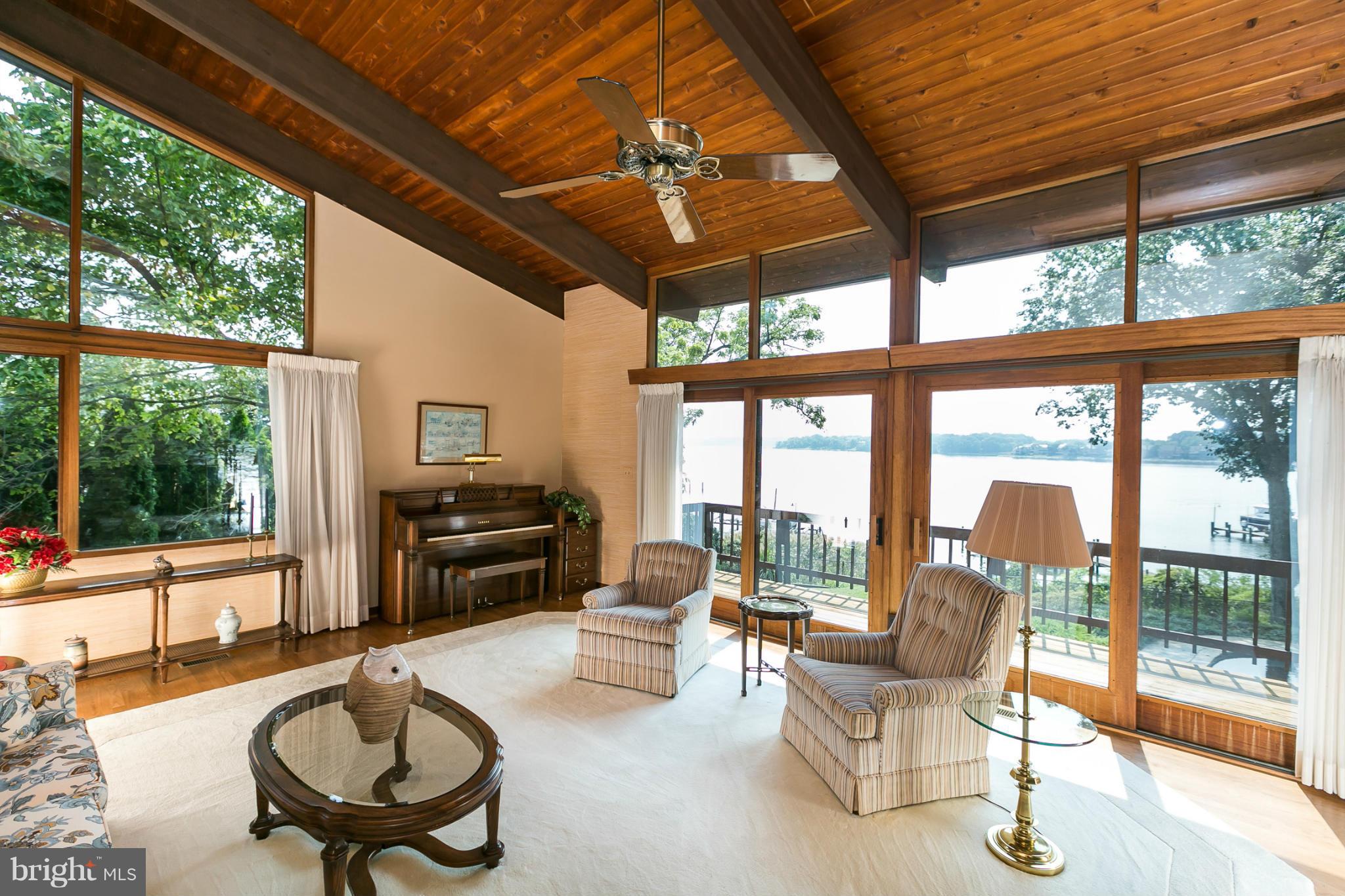 POPLAR POINT - Residential