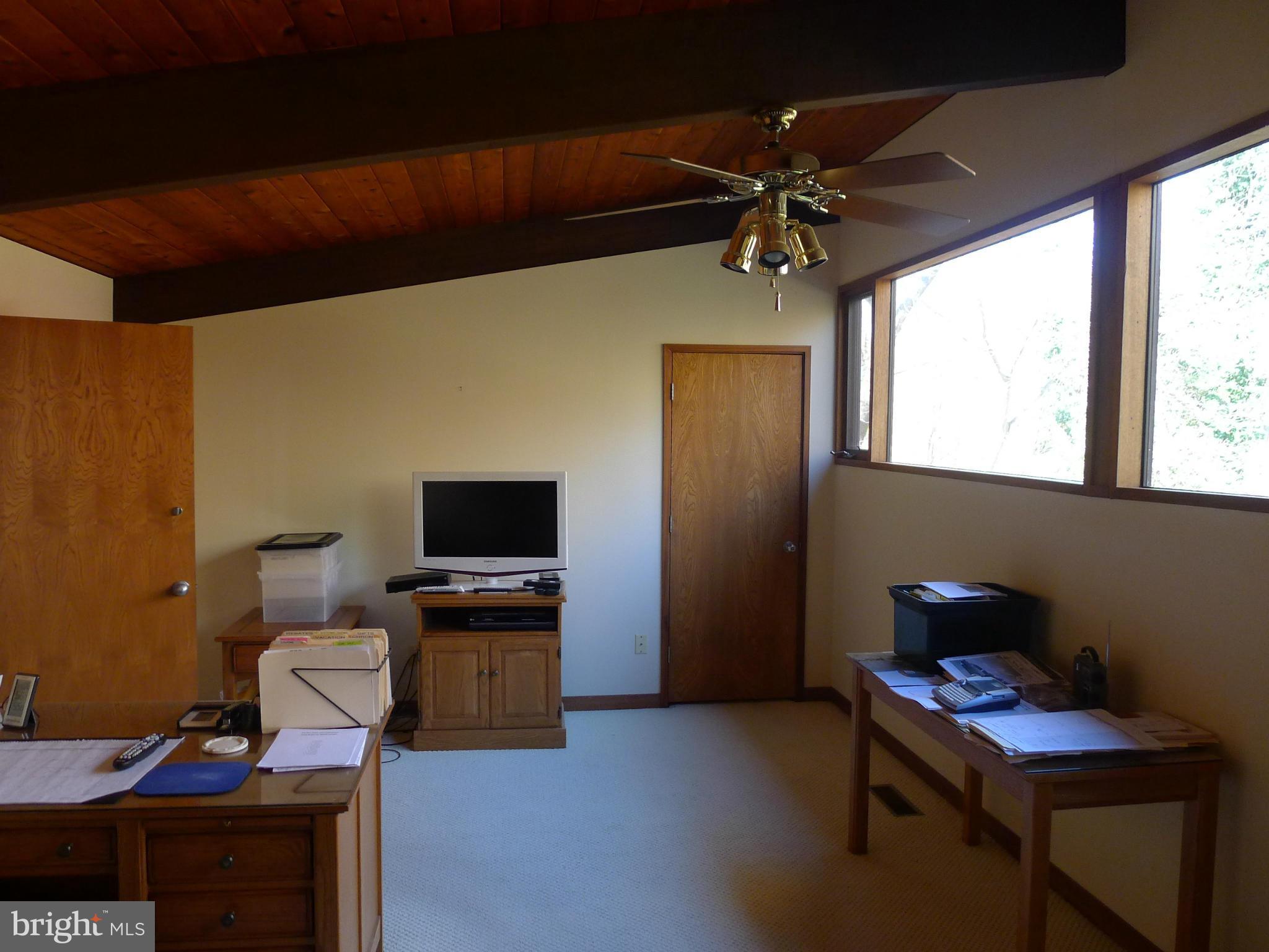 POPLAR POINT - Residential