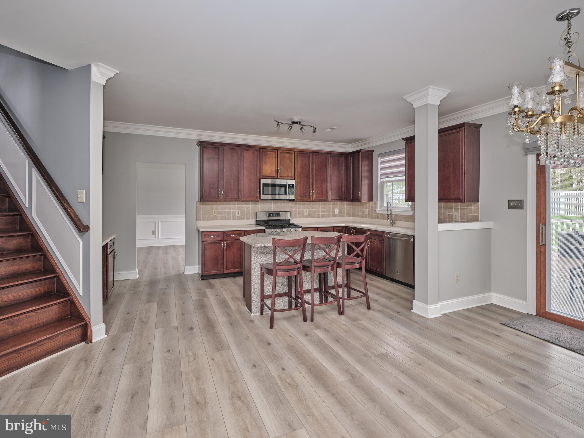 NORTH POINTE - Residential