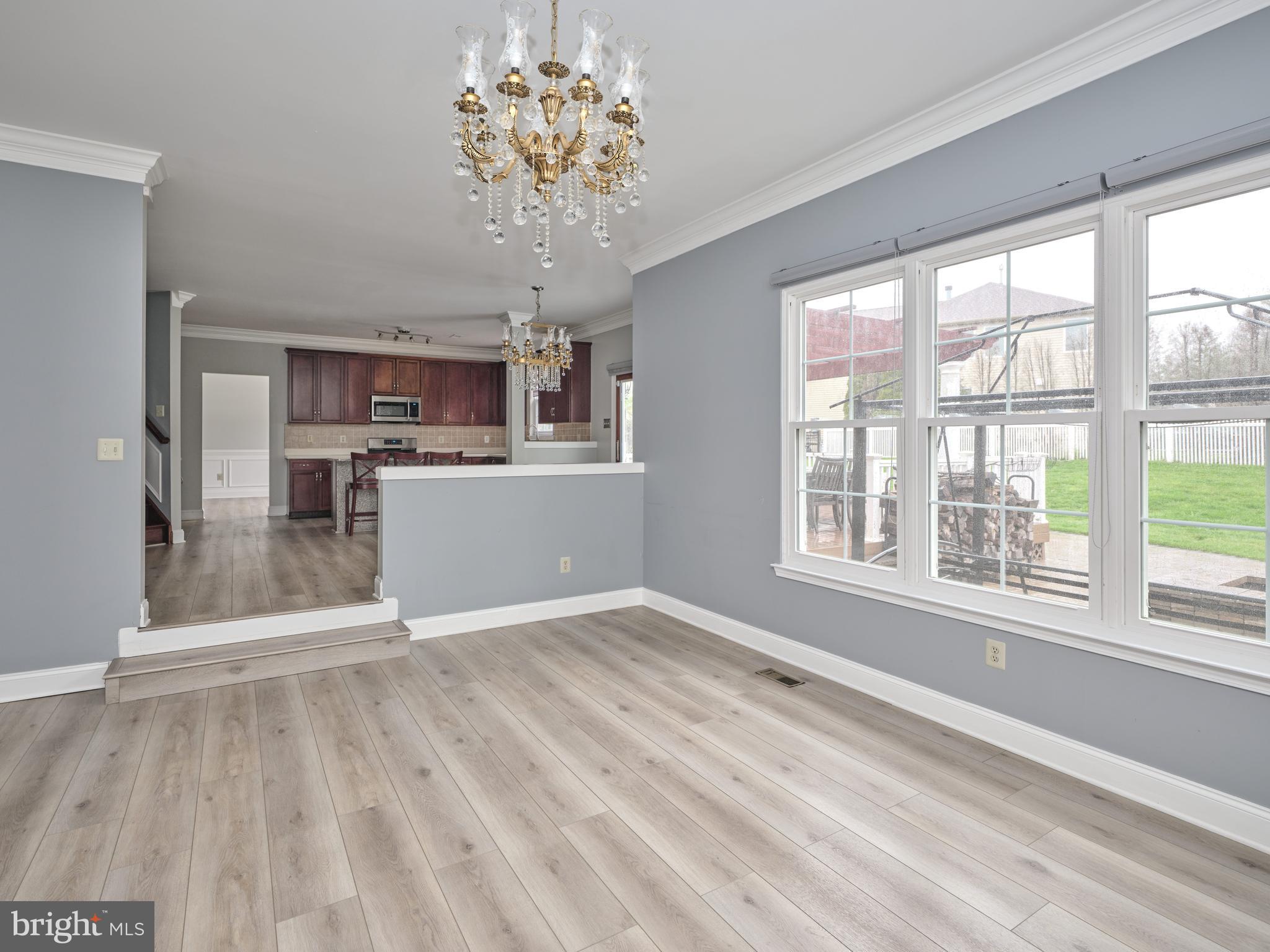 NORTH POINTE - Residential