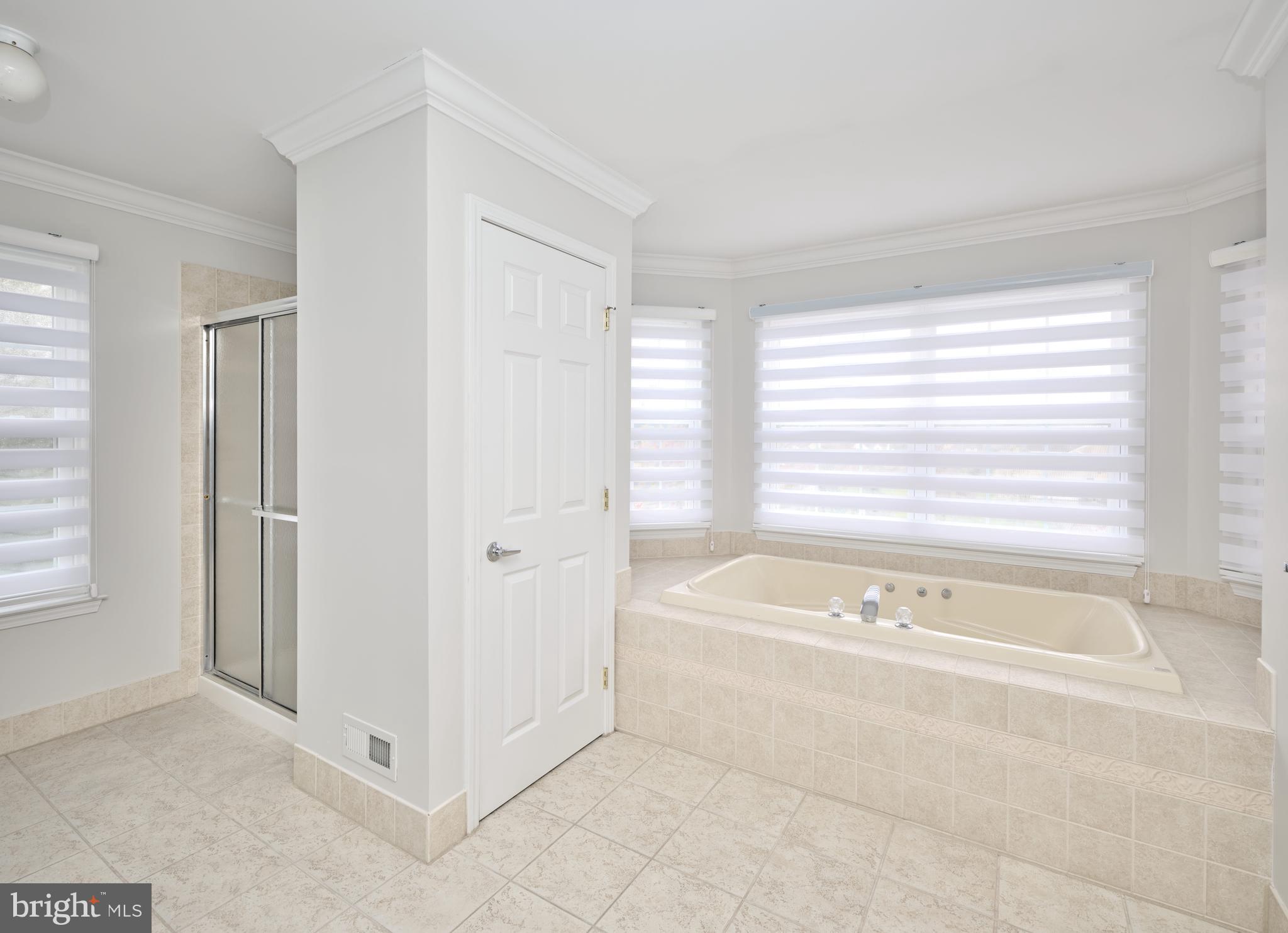 NORTH POINTE - Residential