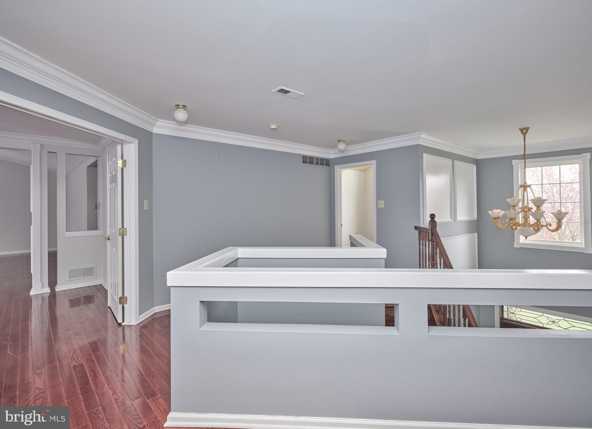 NORTH POINTE - Residential