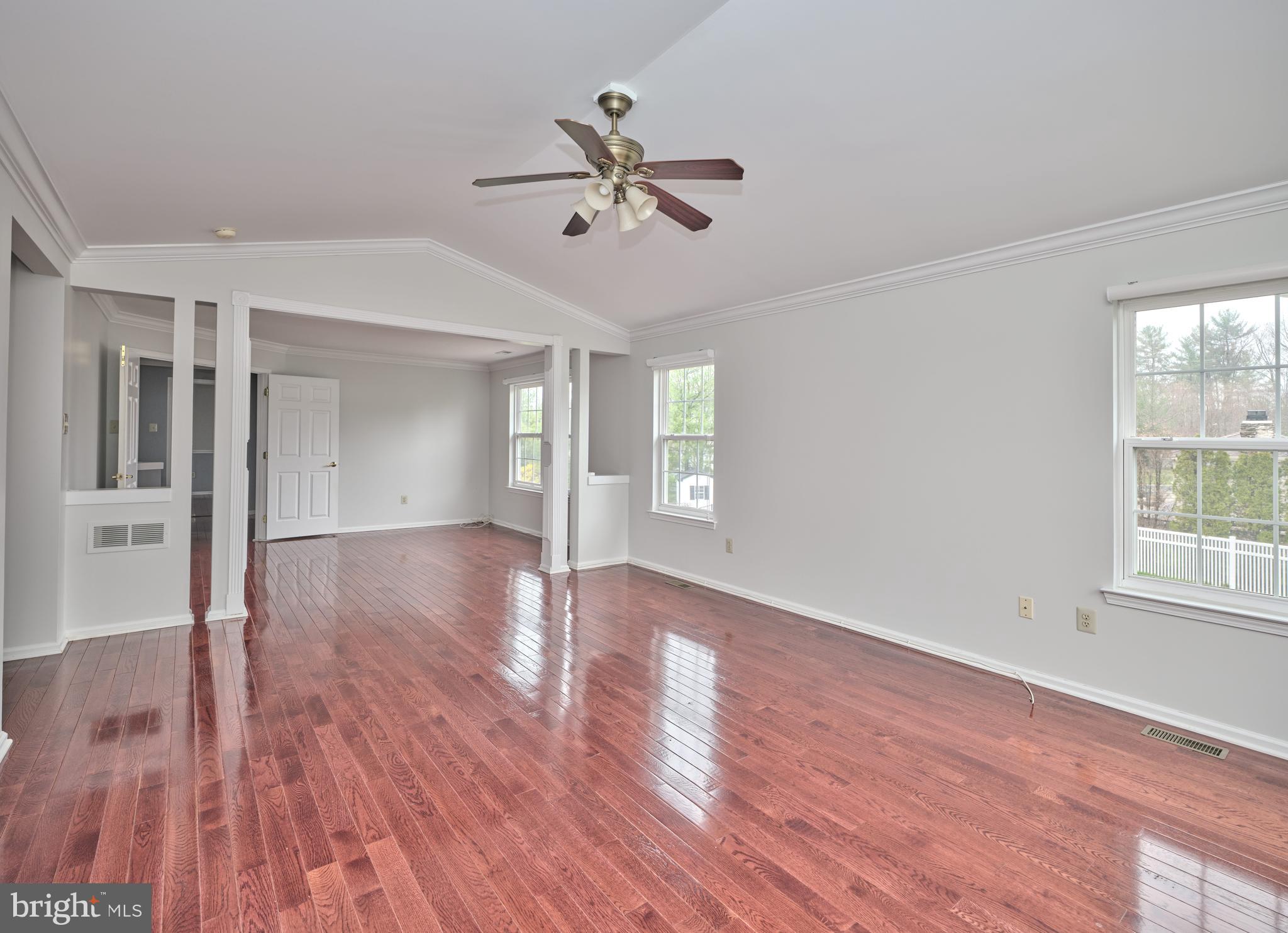 NORTH POINTE - Residential