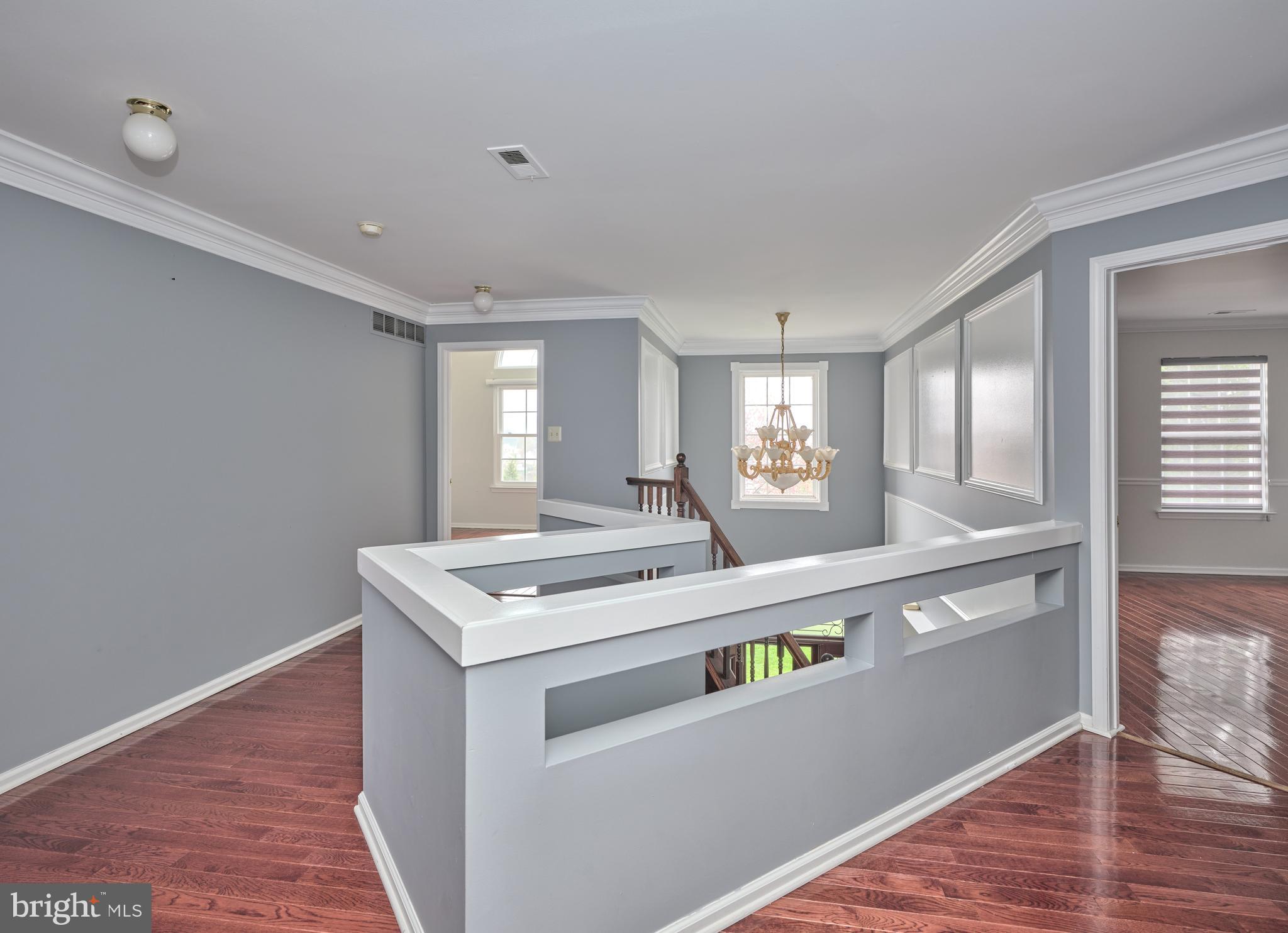 NORTH POINTE - Residential