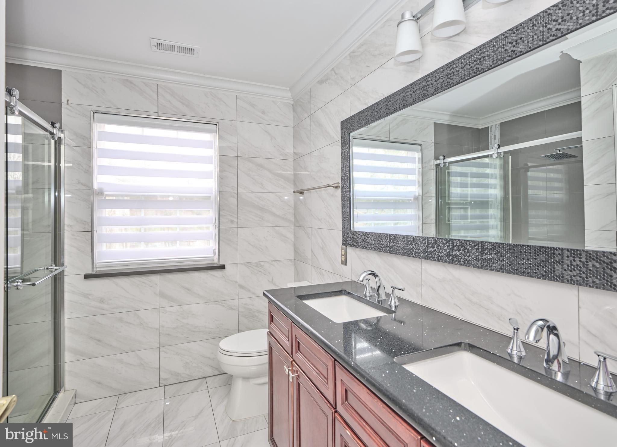 NORTH POINTE - Residential