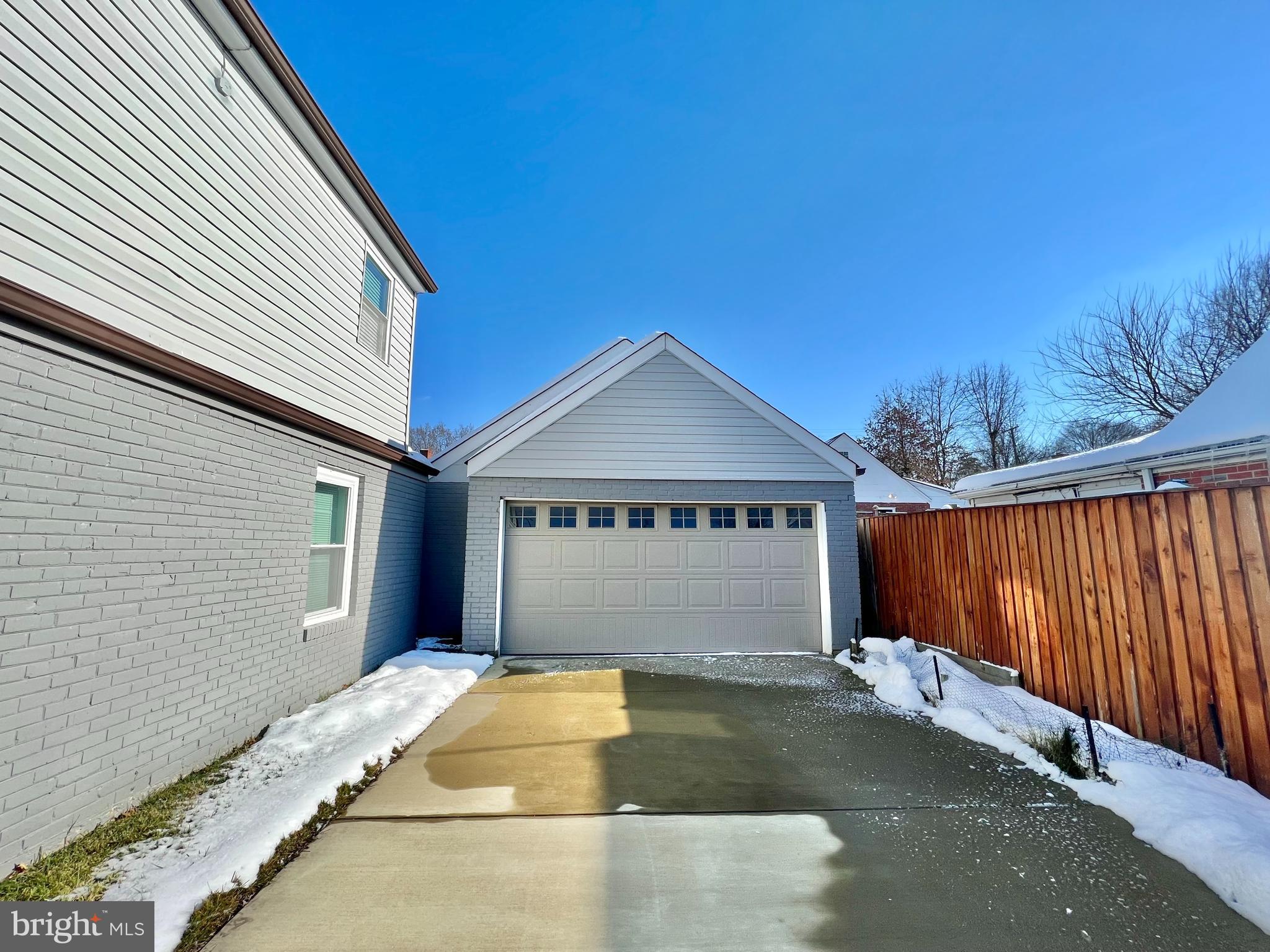 RADIANT VALLEY - Residential Lease