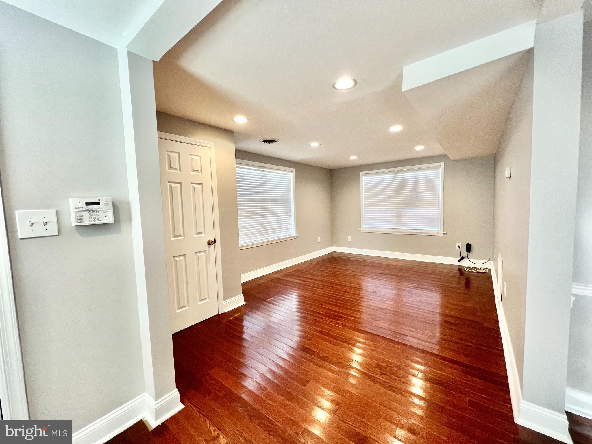 RADIANT VALLEY - Residential Lease