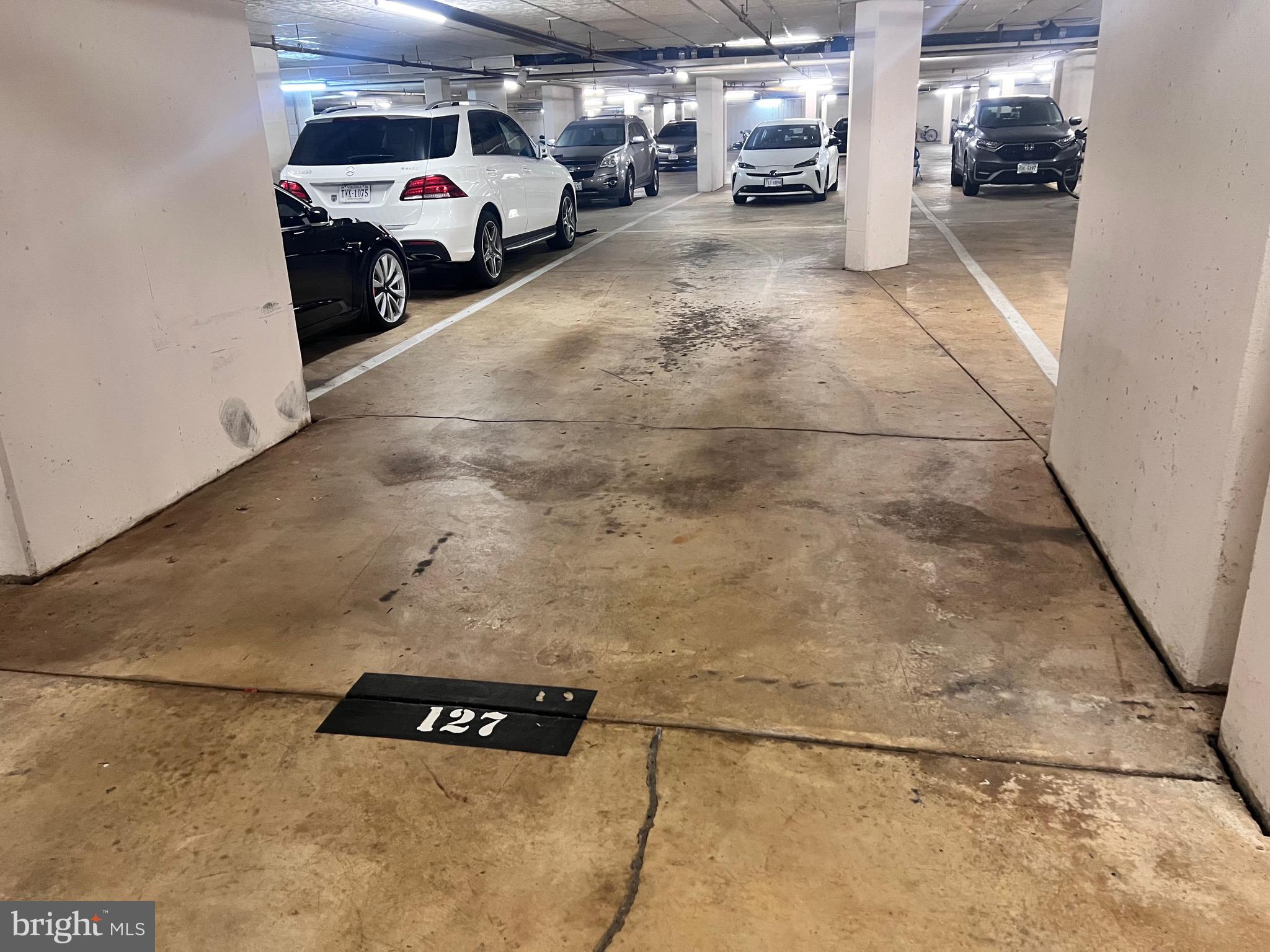 ASTORIA CONDOMINIUM - Residential