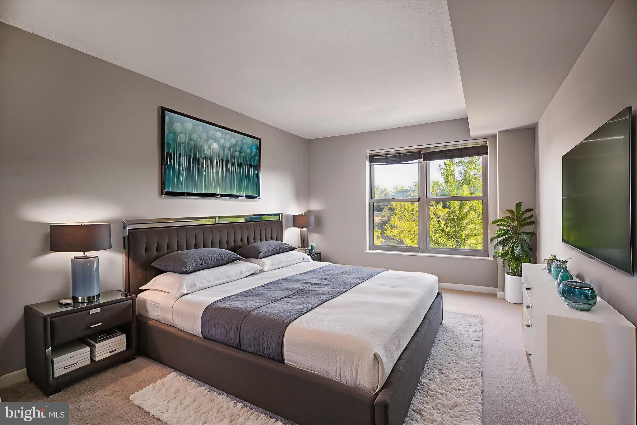 ASTORIA CONDOMINIUM - Residential