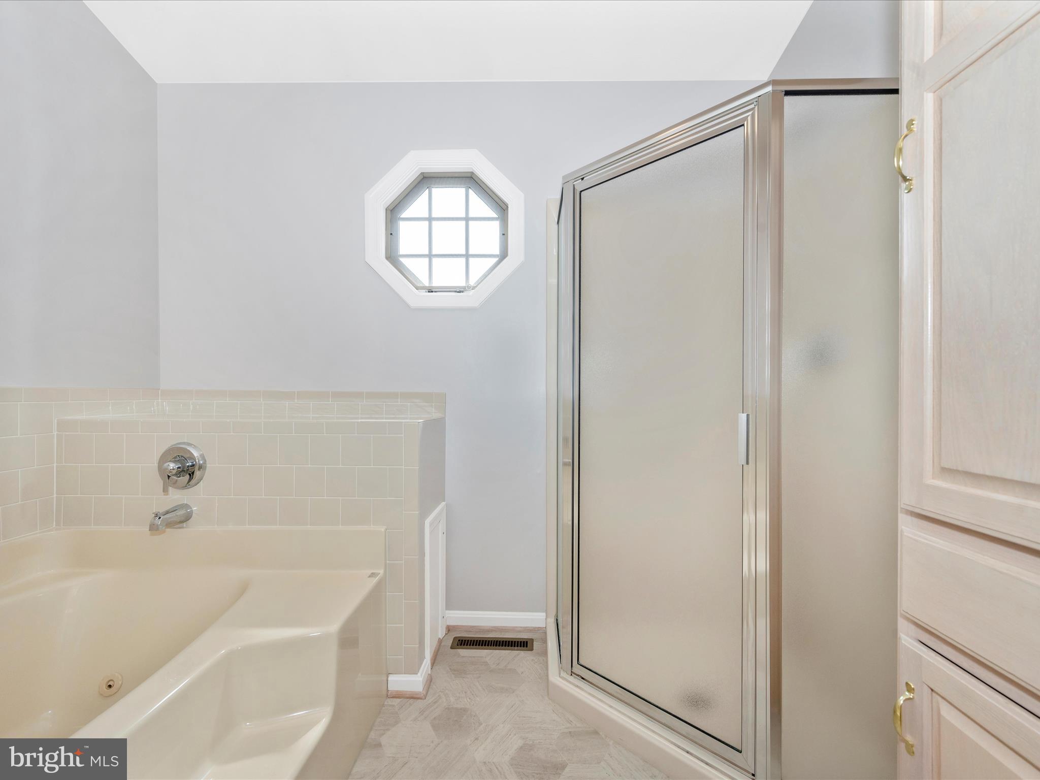 FAIRWINDS - Residential