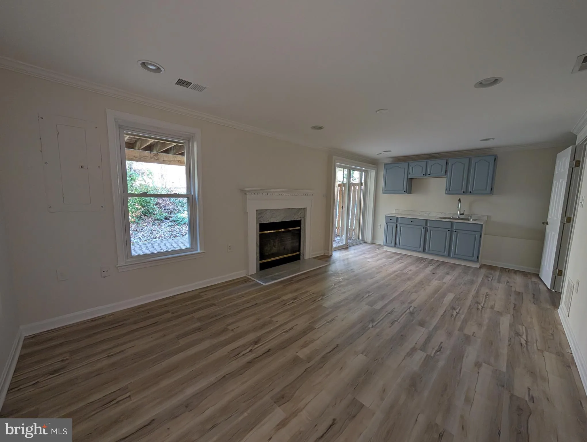 Springfield, Virginia 22152, United States, 3 Bedrooms Bedrooms, ,4 BathroomsBathrooms,Residential,Active,245461