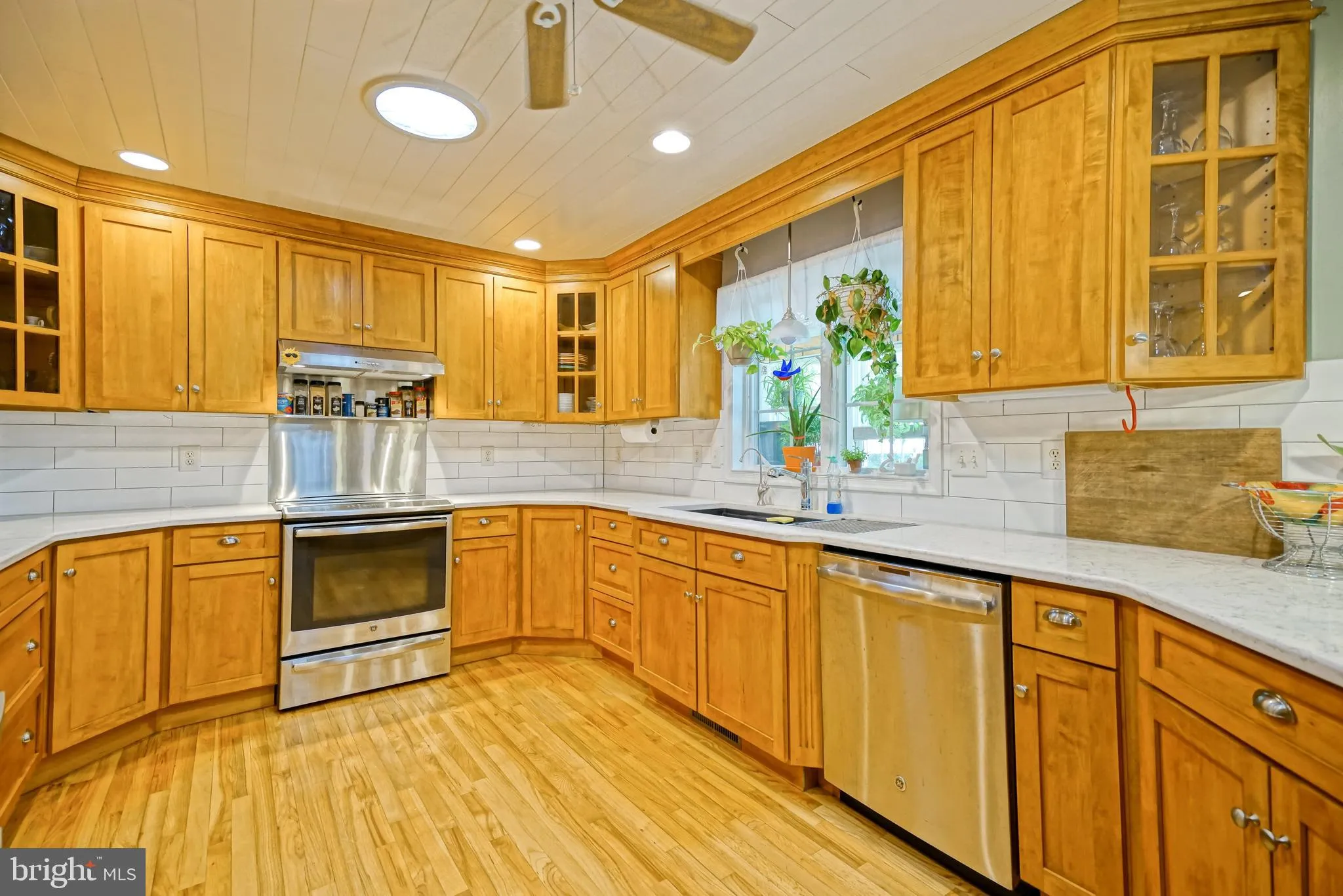 Milton, Delaware 19968, United States, 4 Bedrooms Bedrooms, ,4 BathroomsBathrooms,Residential,Pending,121822