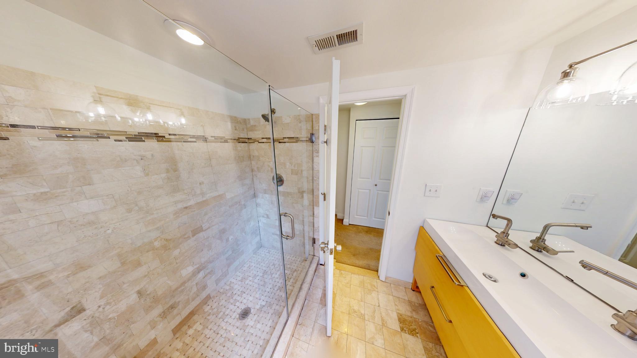 FISHTOWN - Residential Lease