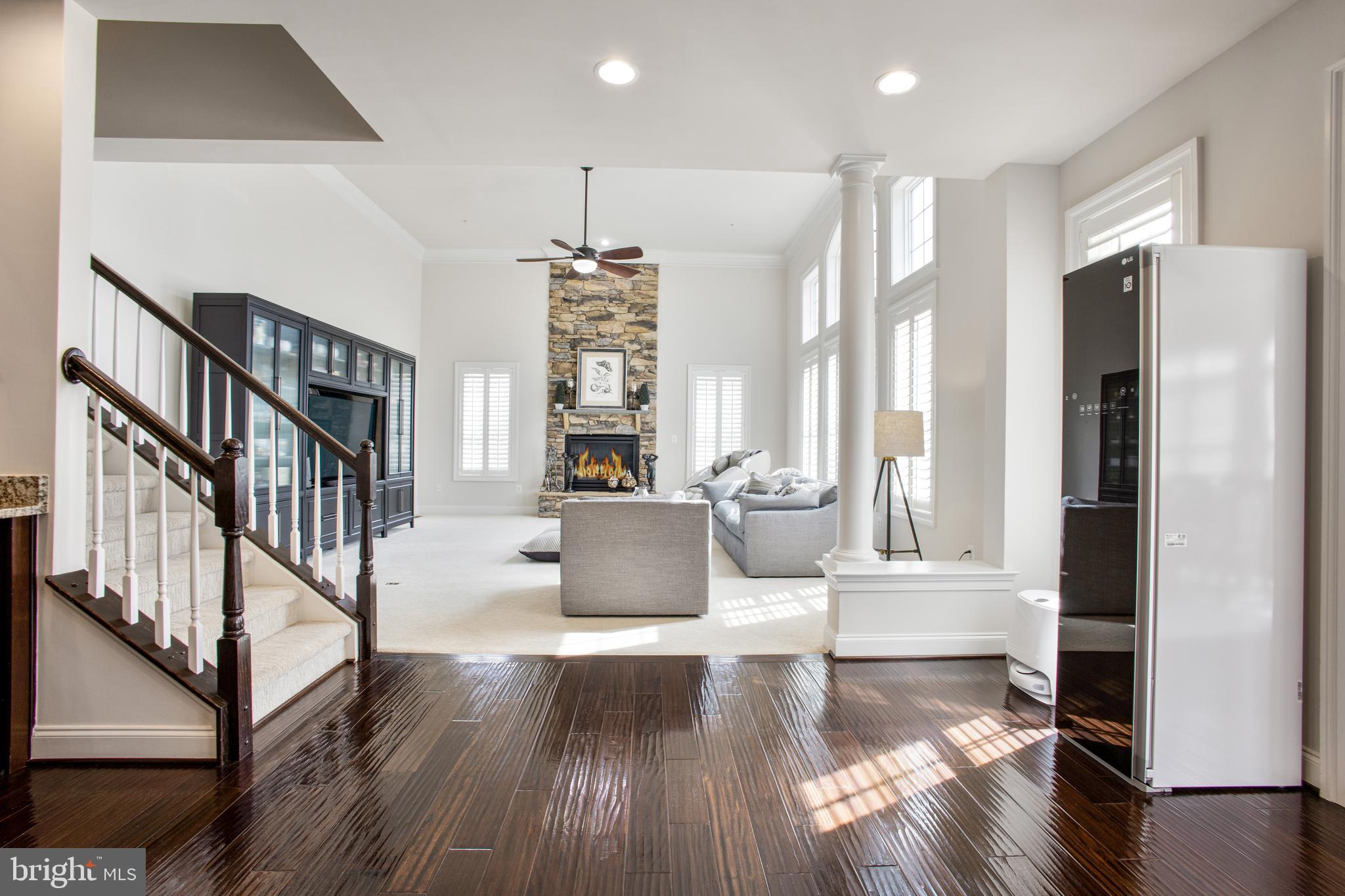 RIVERWOOD - Residential