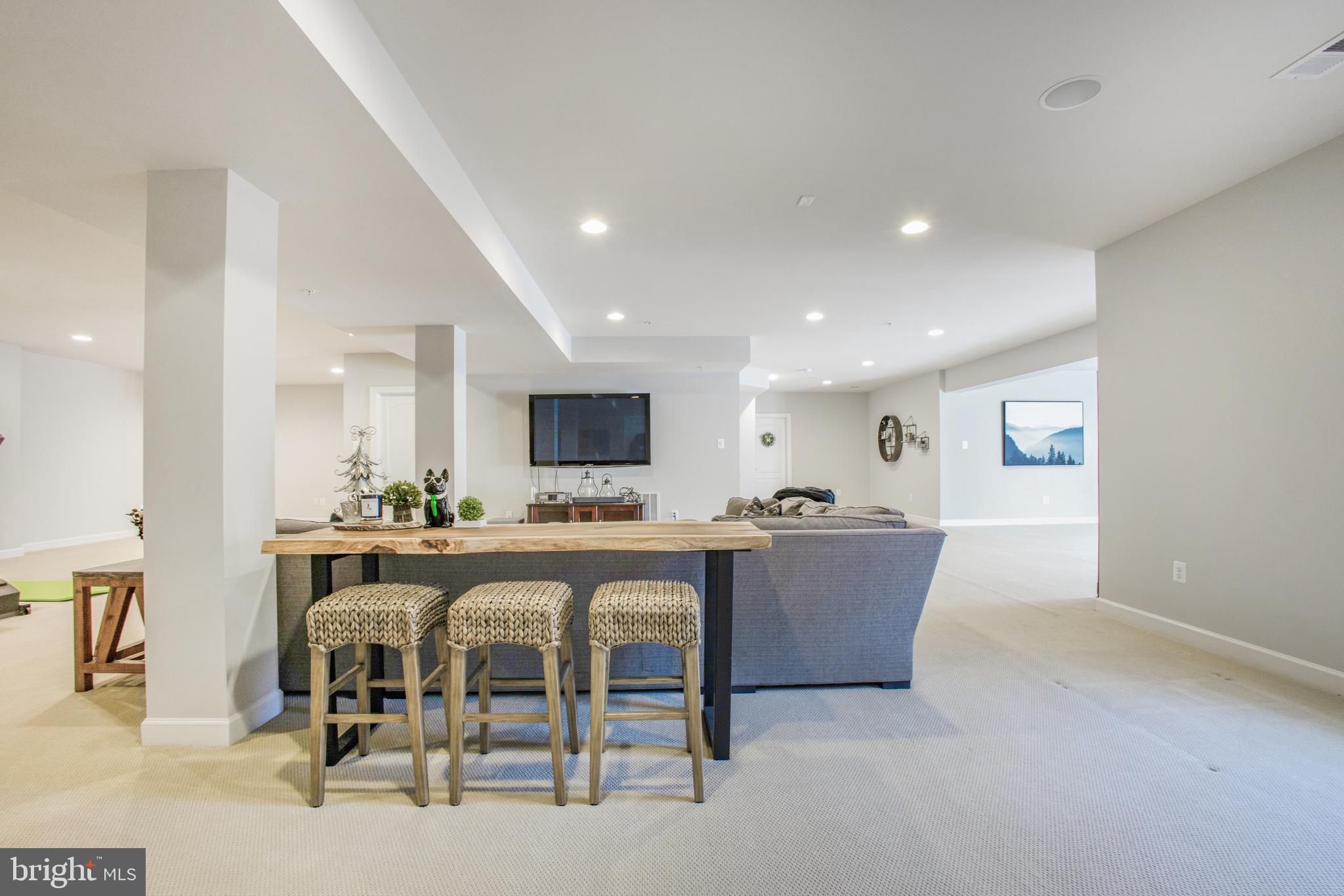 RIVERWOOD - Residential