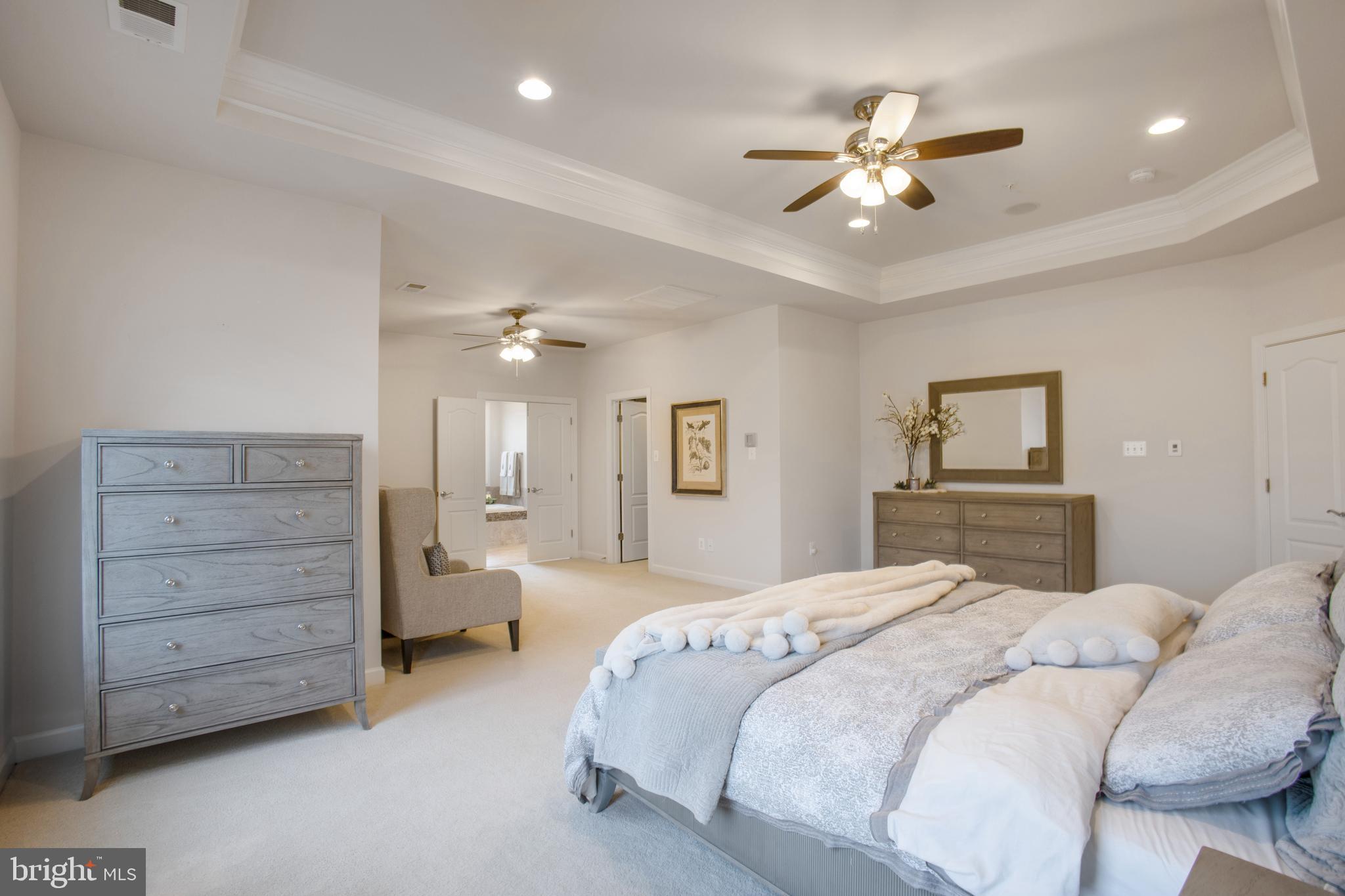 RIVERWOOD - Residential